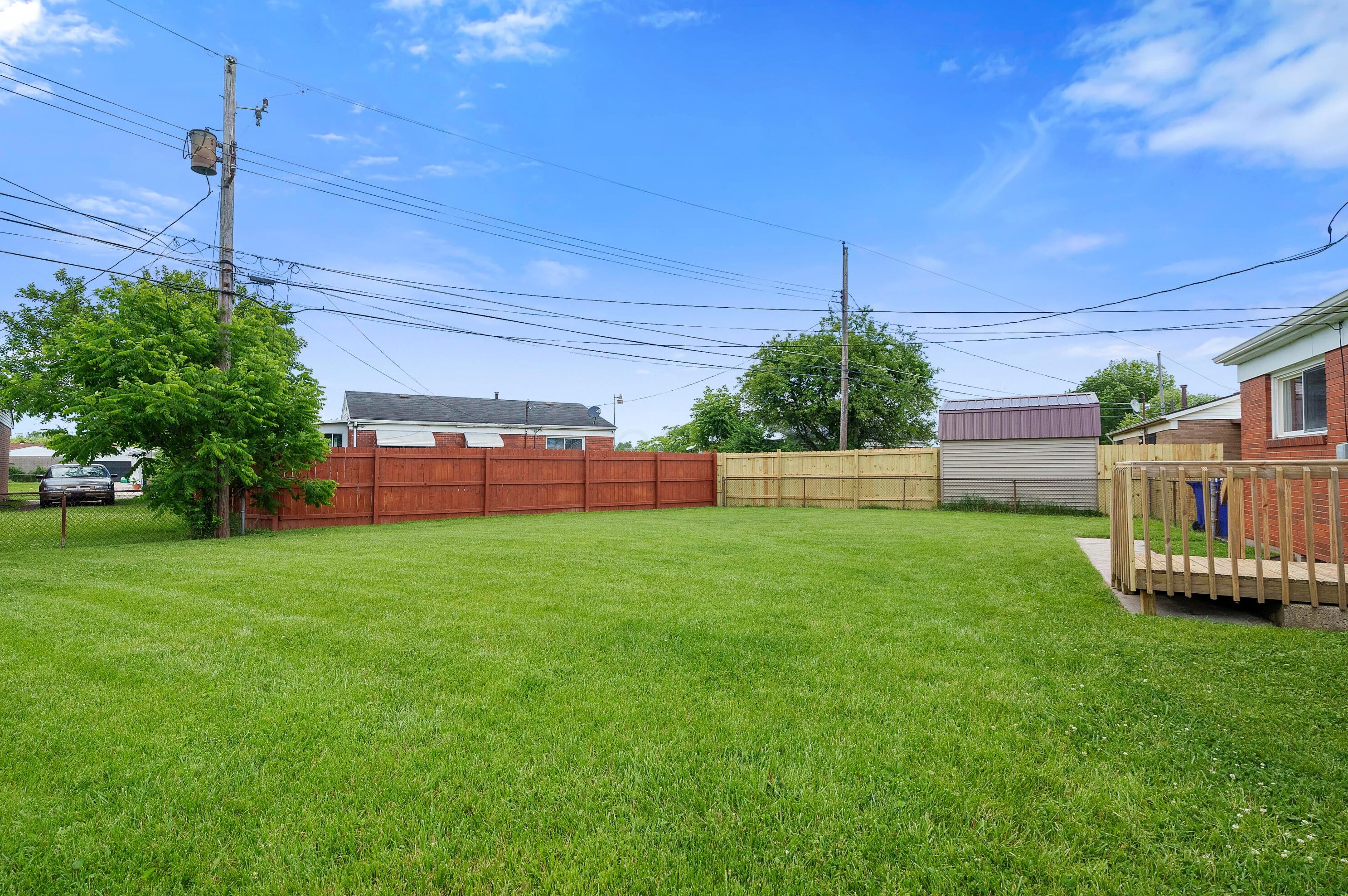 1872 Alvason Ave, Columbus OH exterior