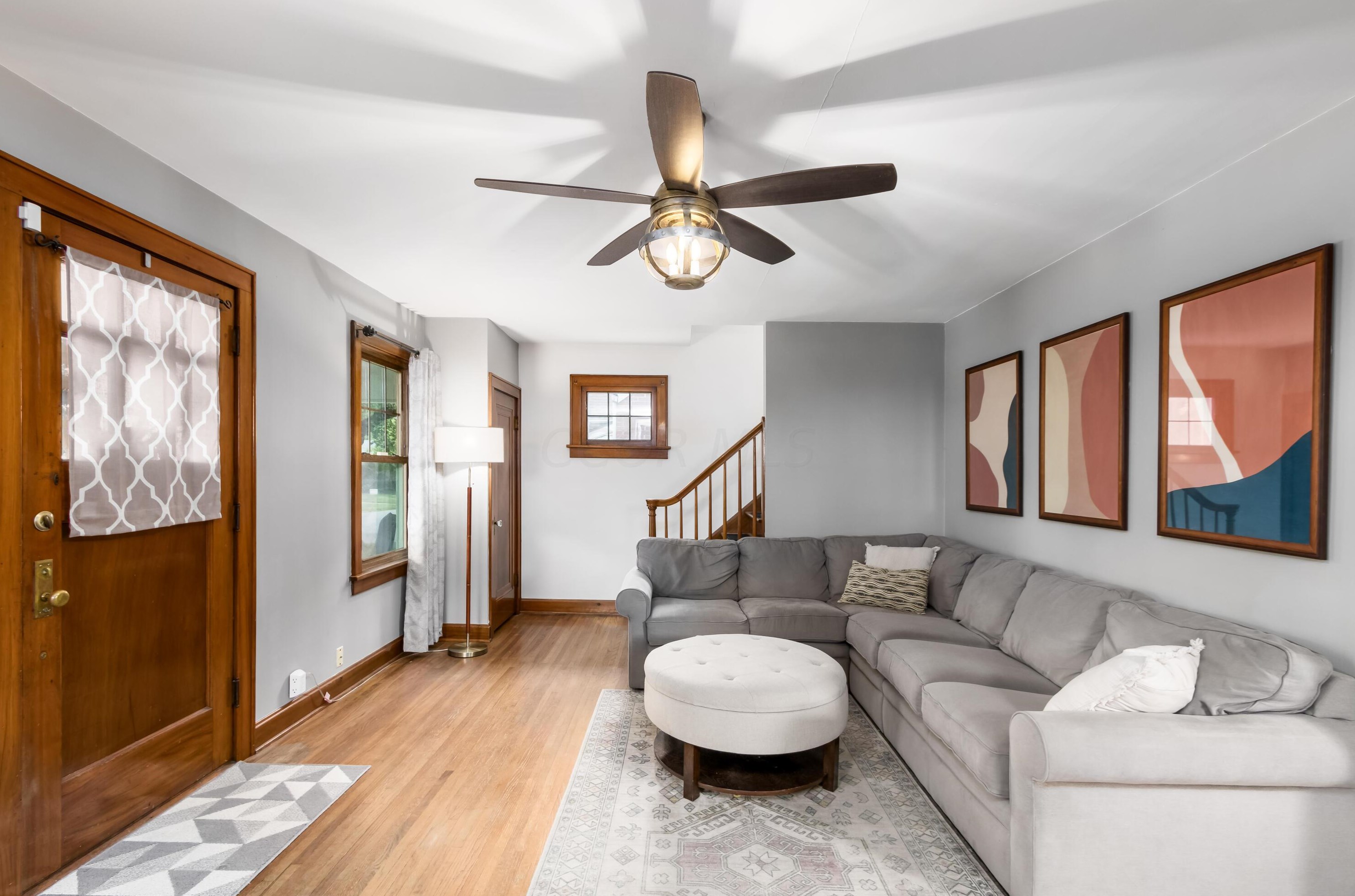 2932 Oaklawn St, Columbus OH  43224-4350 exterior