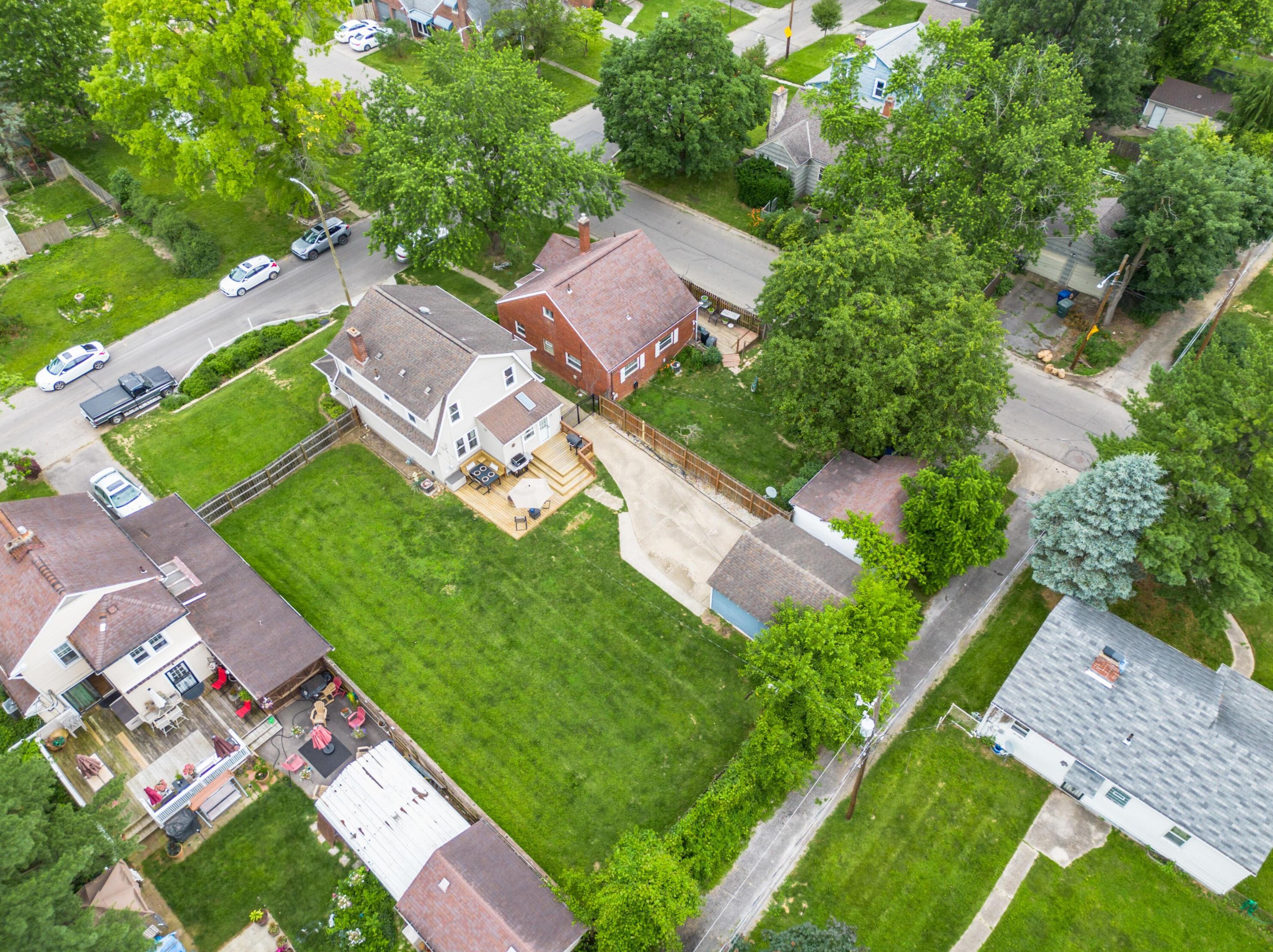 2932 Oaklawn St, Columbus OH  43224-4350 exterior