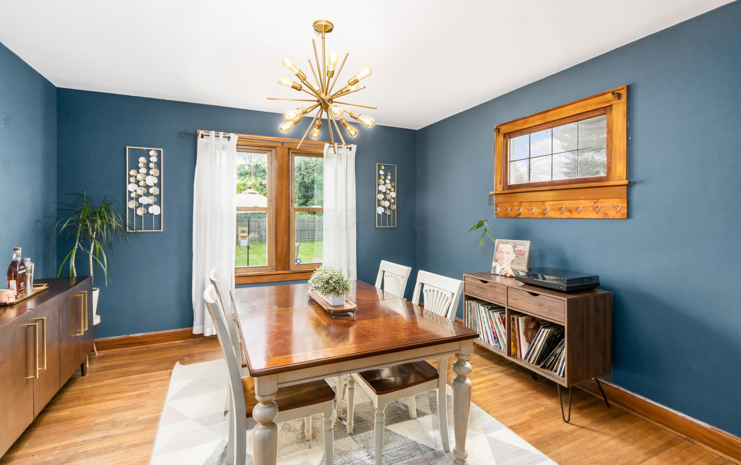 2932 Oaklawn St, Columbus OH  43224-4350 exterior