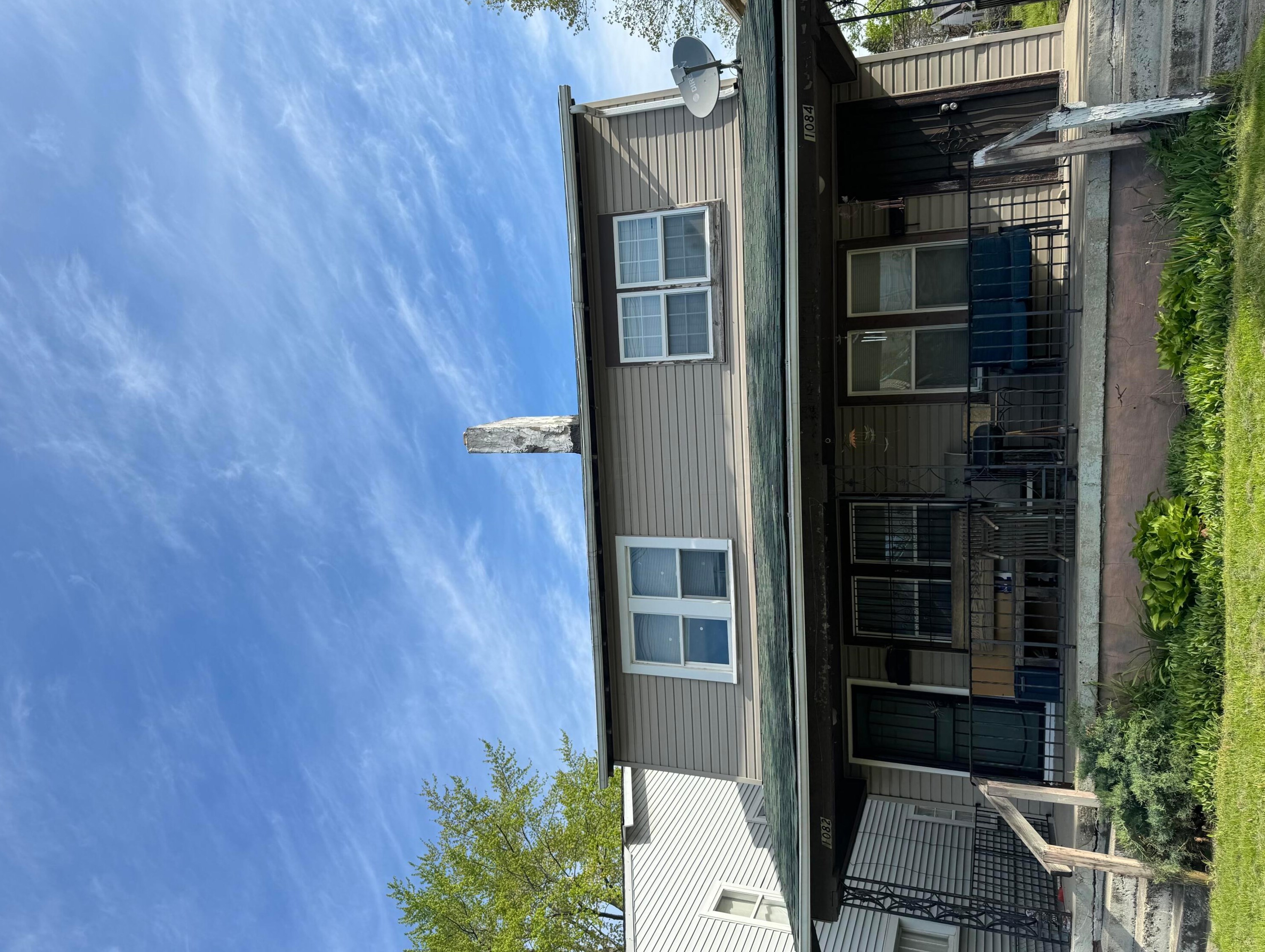 1082-84 17th Ave, Columbus, OH 43211-2475