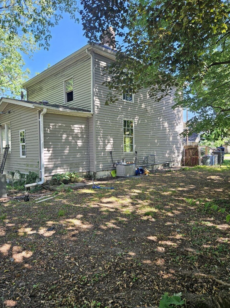 1822 Jackson Rd, Columbus, OH 43223-2513
