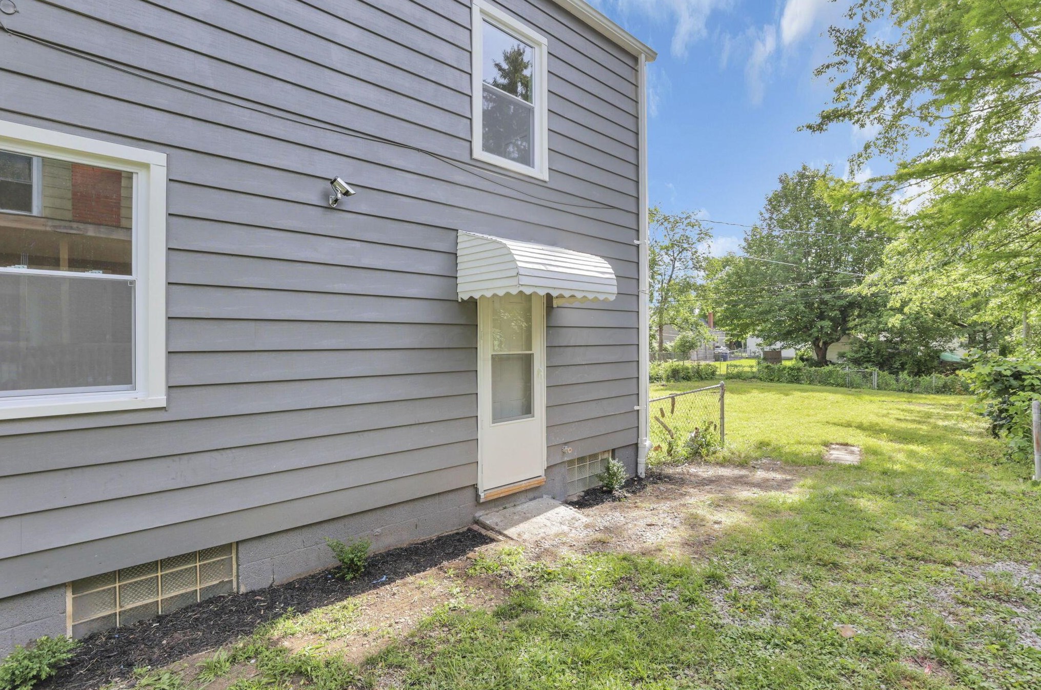 2344 Taylor Ave, Columbus OH  43203-1222 exterior