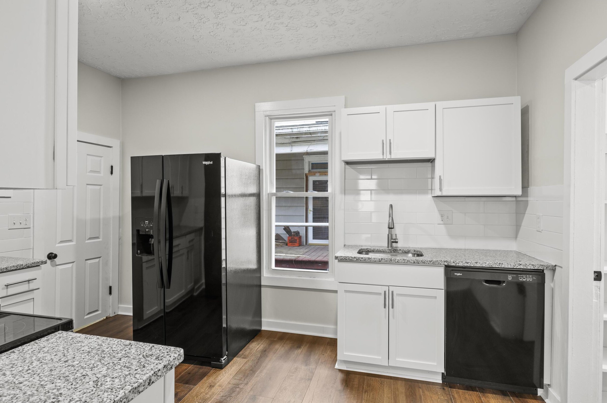 1592 Genessee Ave, Columbus OH 43211-1518 exterior