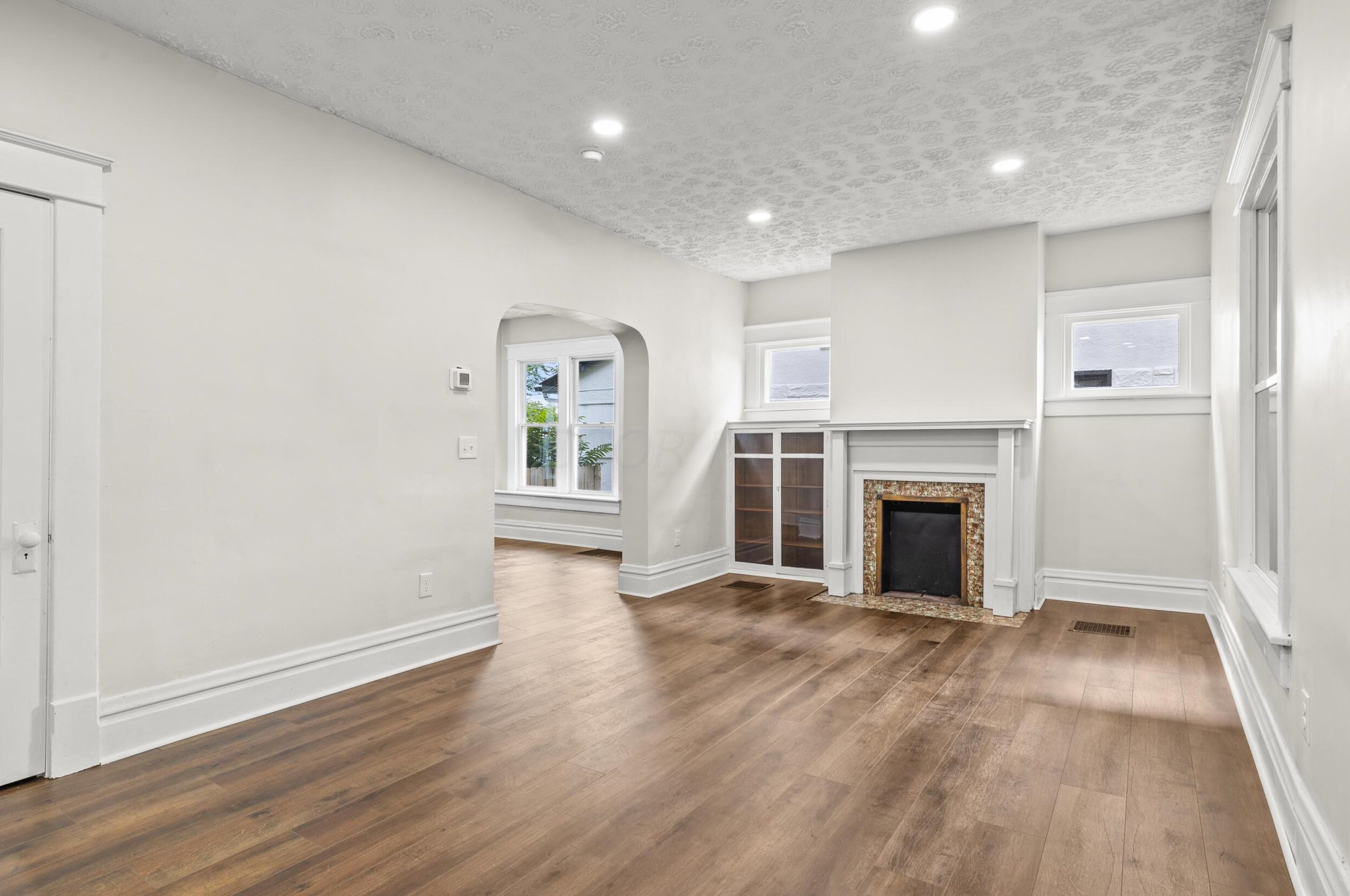 1592 Genessee Ave, Columbus OH 43211-1518 exterior