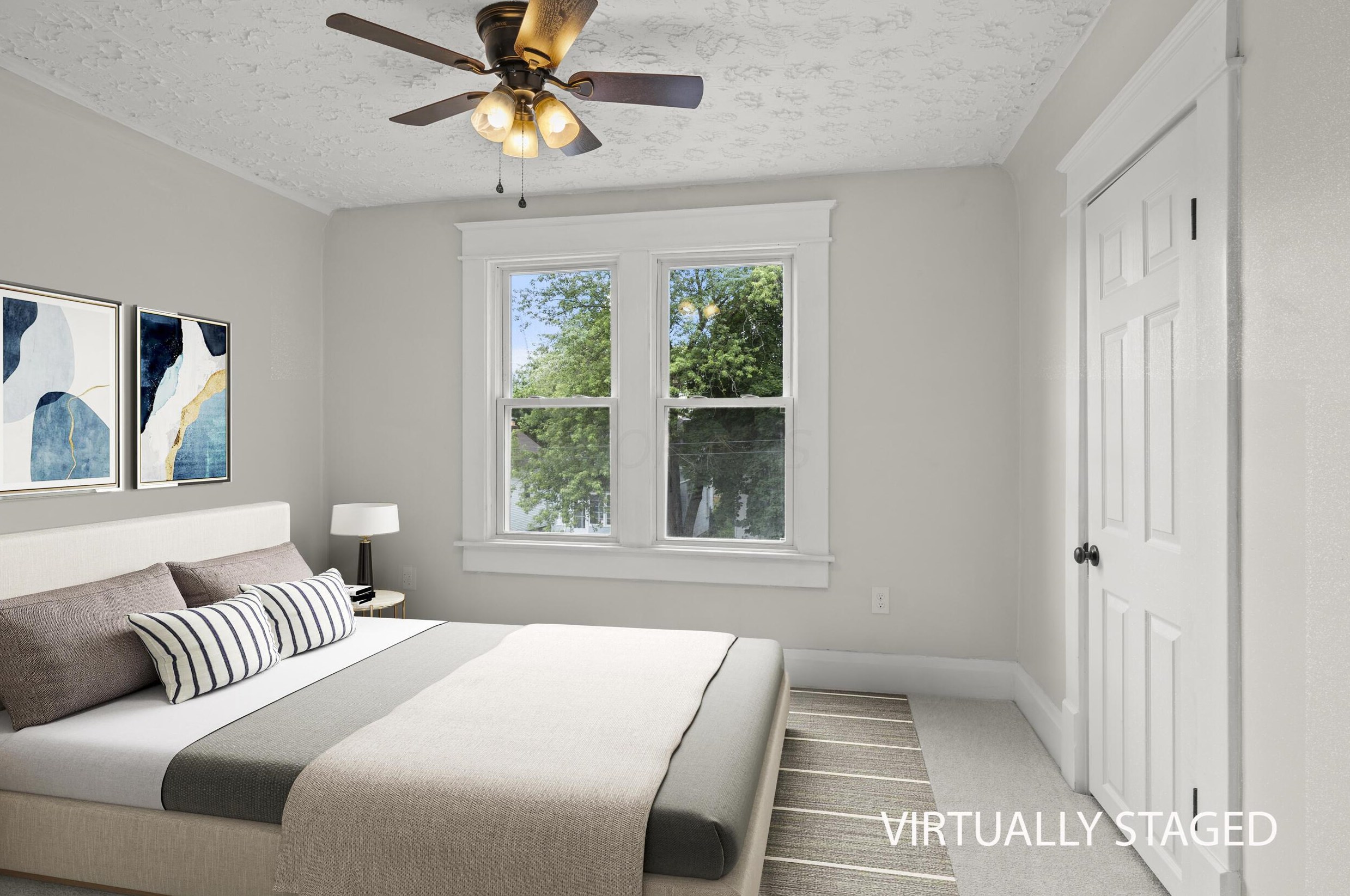 1592 Genessee Ave, Columbus OH 43211-1518 exterior