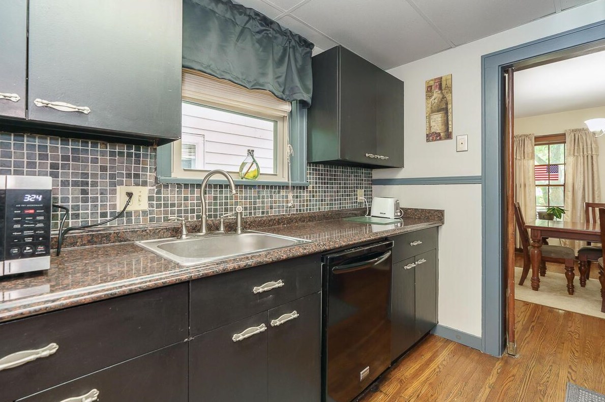 432 Binns Blvd, Columbus OH 43204-2508 exterior