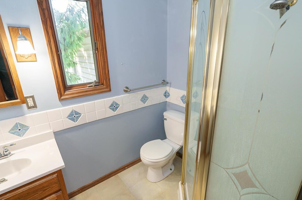 432 Binns Blvd, Columbus OH 43204-2508 exterior