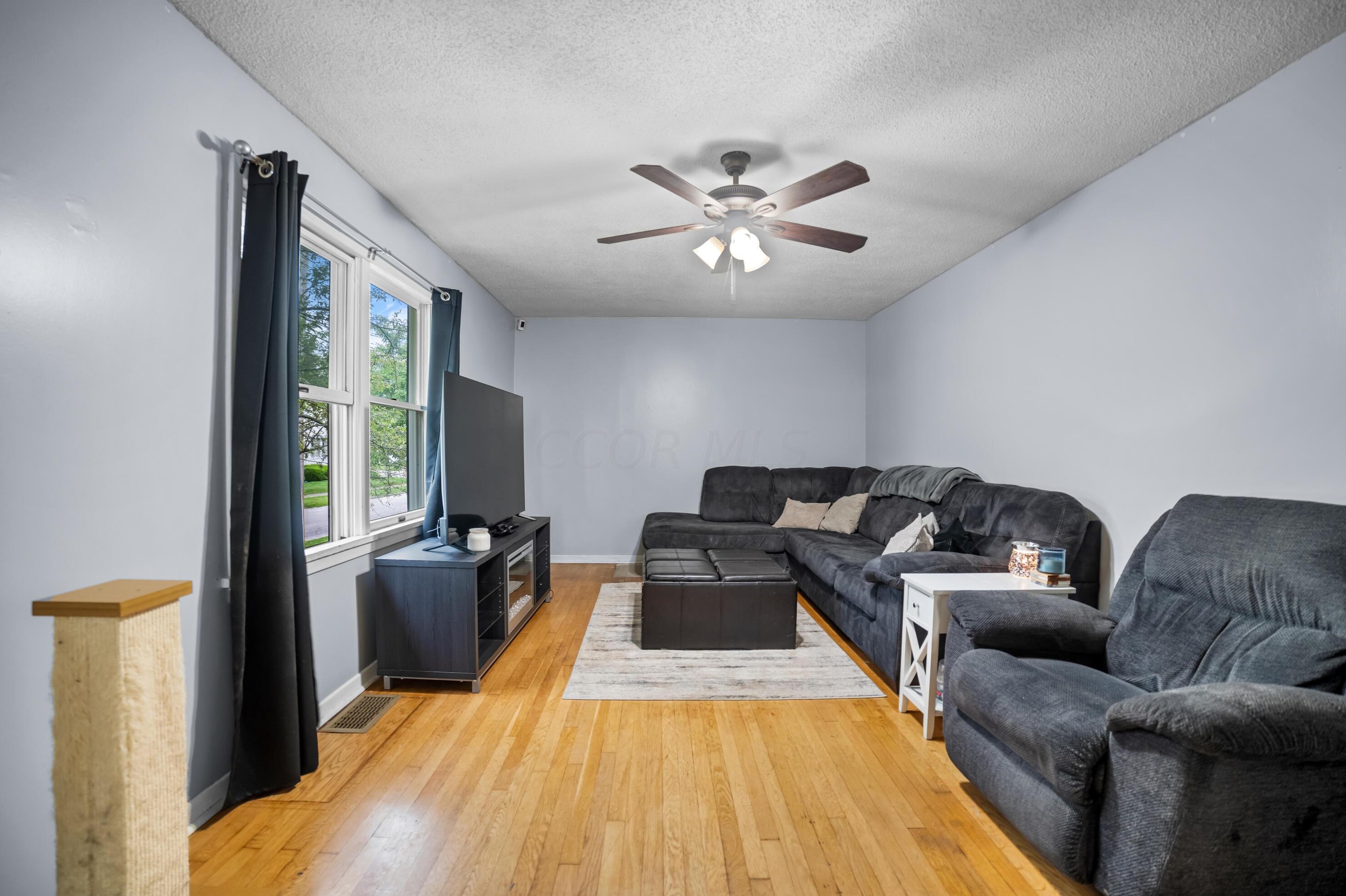 915 Chestnut St, Widowville, OH 44805