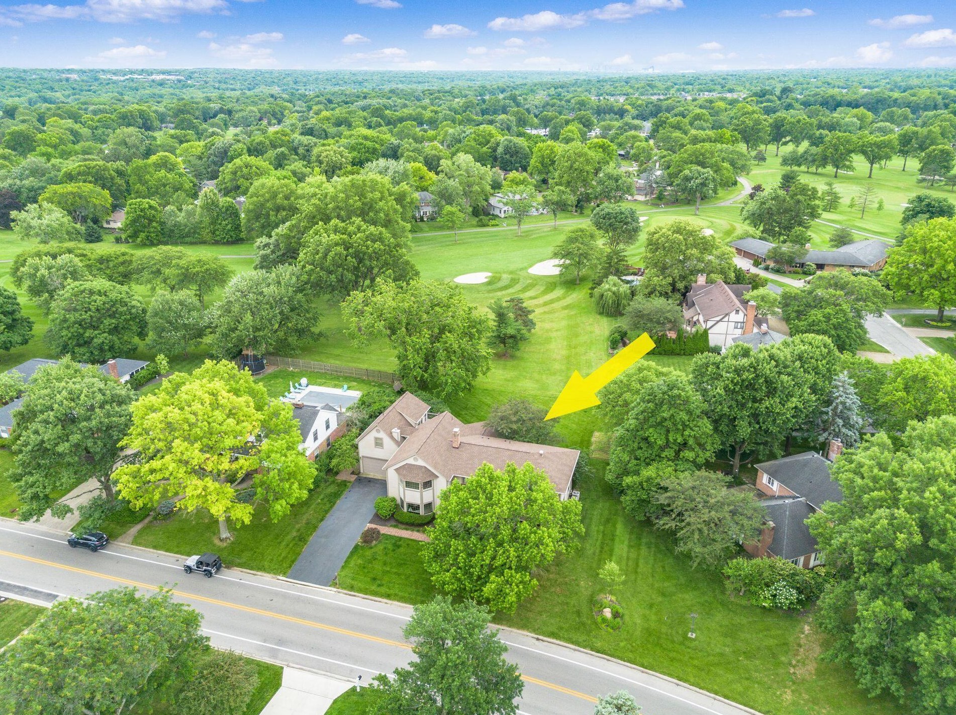 1177 Clubview N Blvd, Columbus, OH 43235