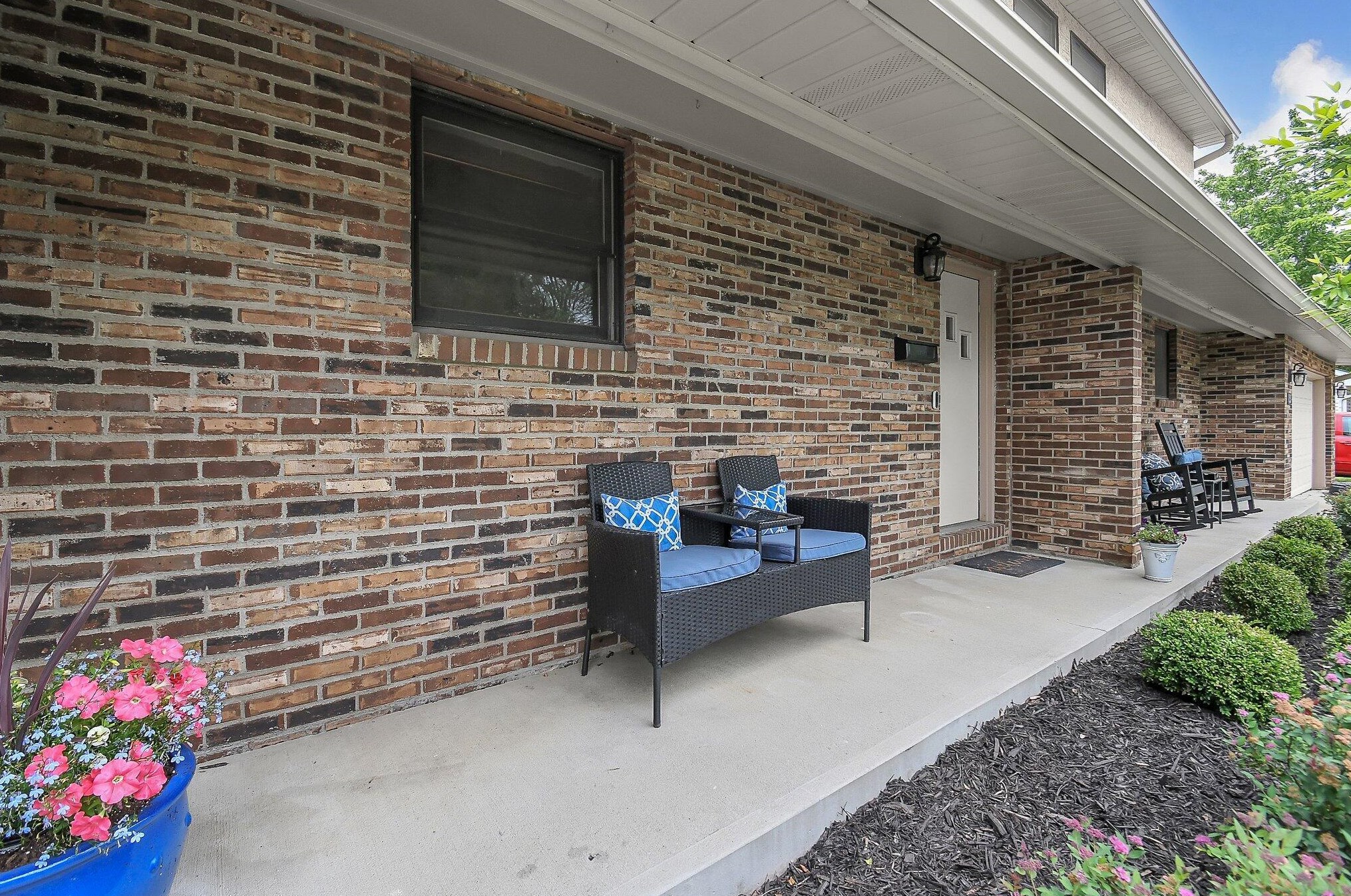 257 Penny Ln, Columbus OH  43230-2326 exterior