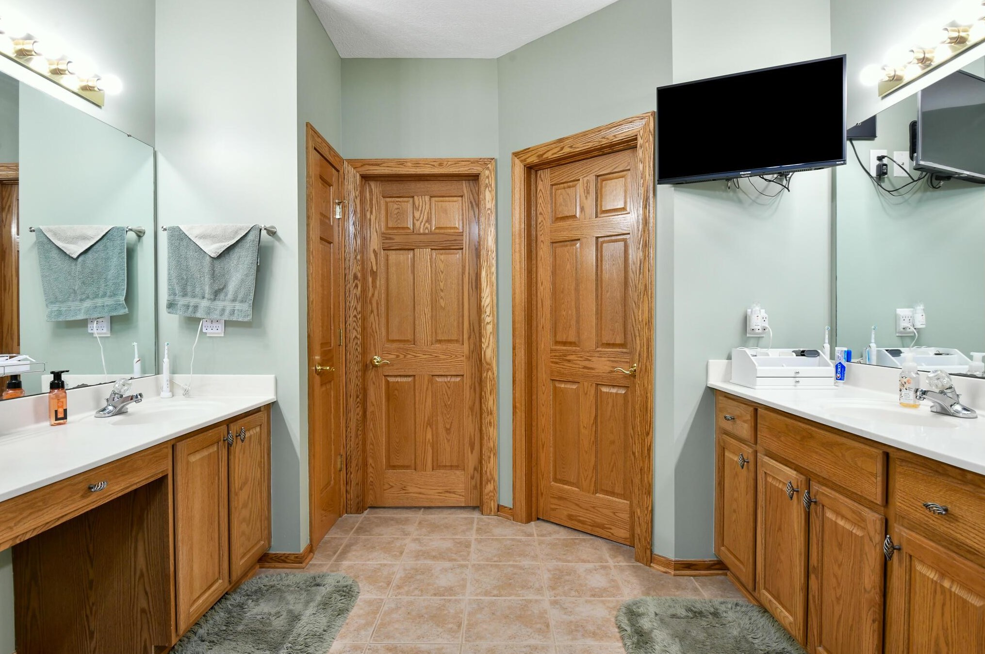 1150 Roxanna New Burlington Rd, Mount Holly OH  45068-8694 exterior