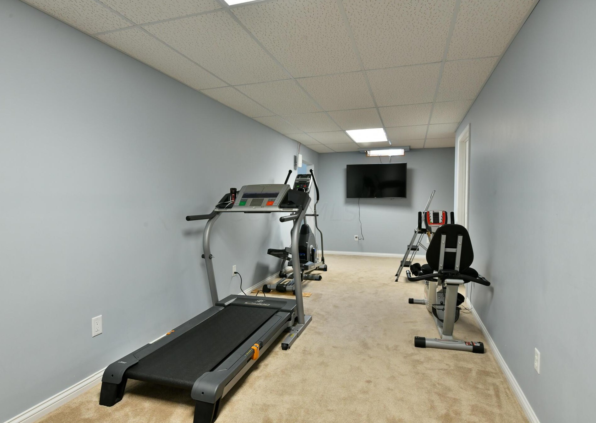 1150 Roxanna New Burlington Rd, Mount Holly OH  45068-8694 exterior