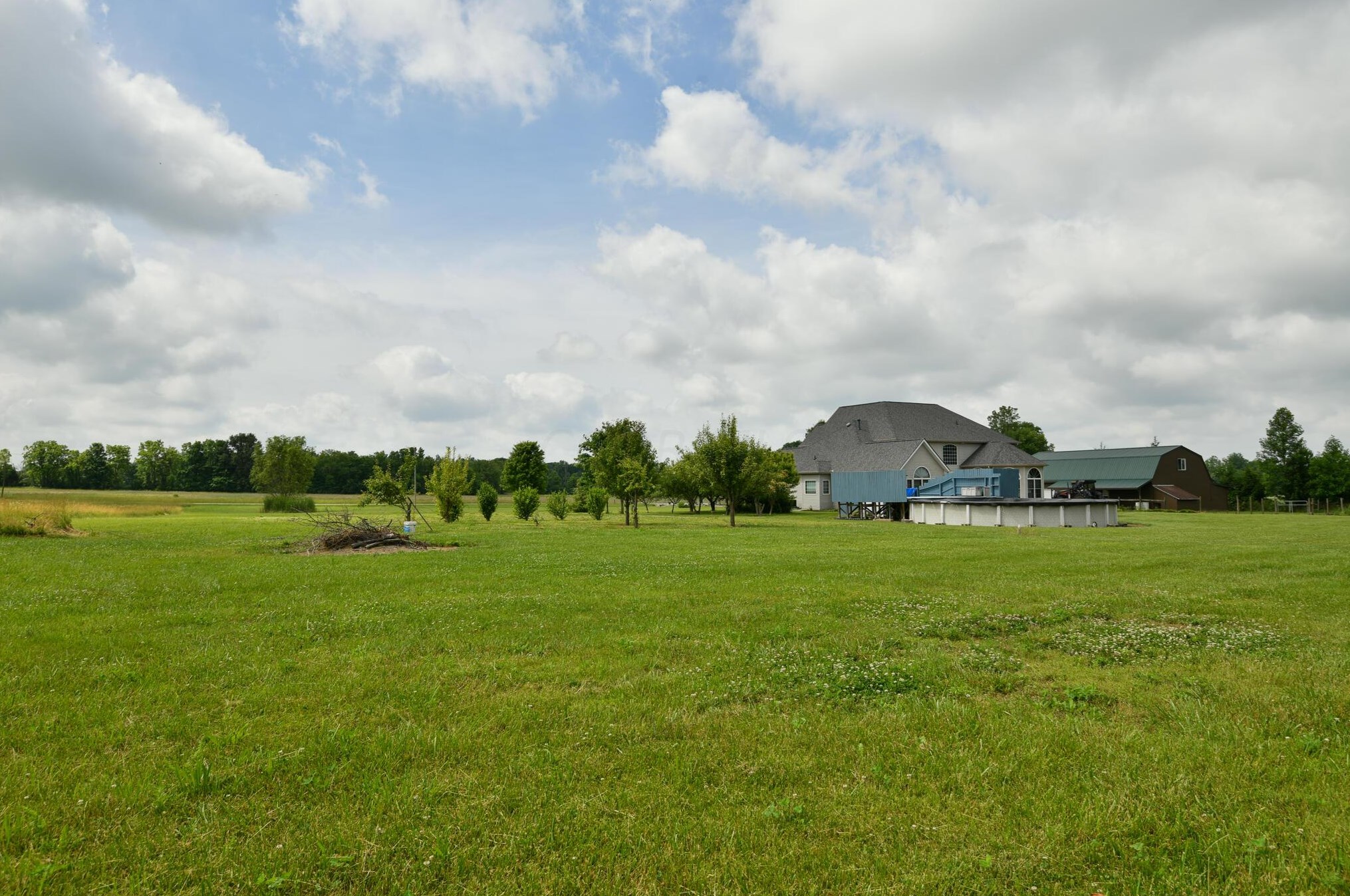 1150 Roxanna New Burlington Rd, Mount Holly OH  45068-8694 exterior