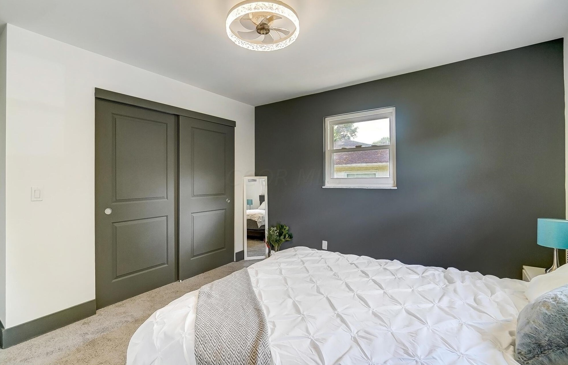 1380 Devonhurst Dr, Columbus OH 43232-1524 exterior