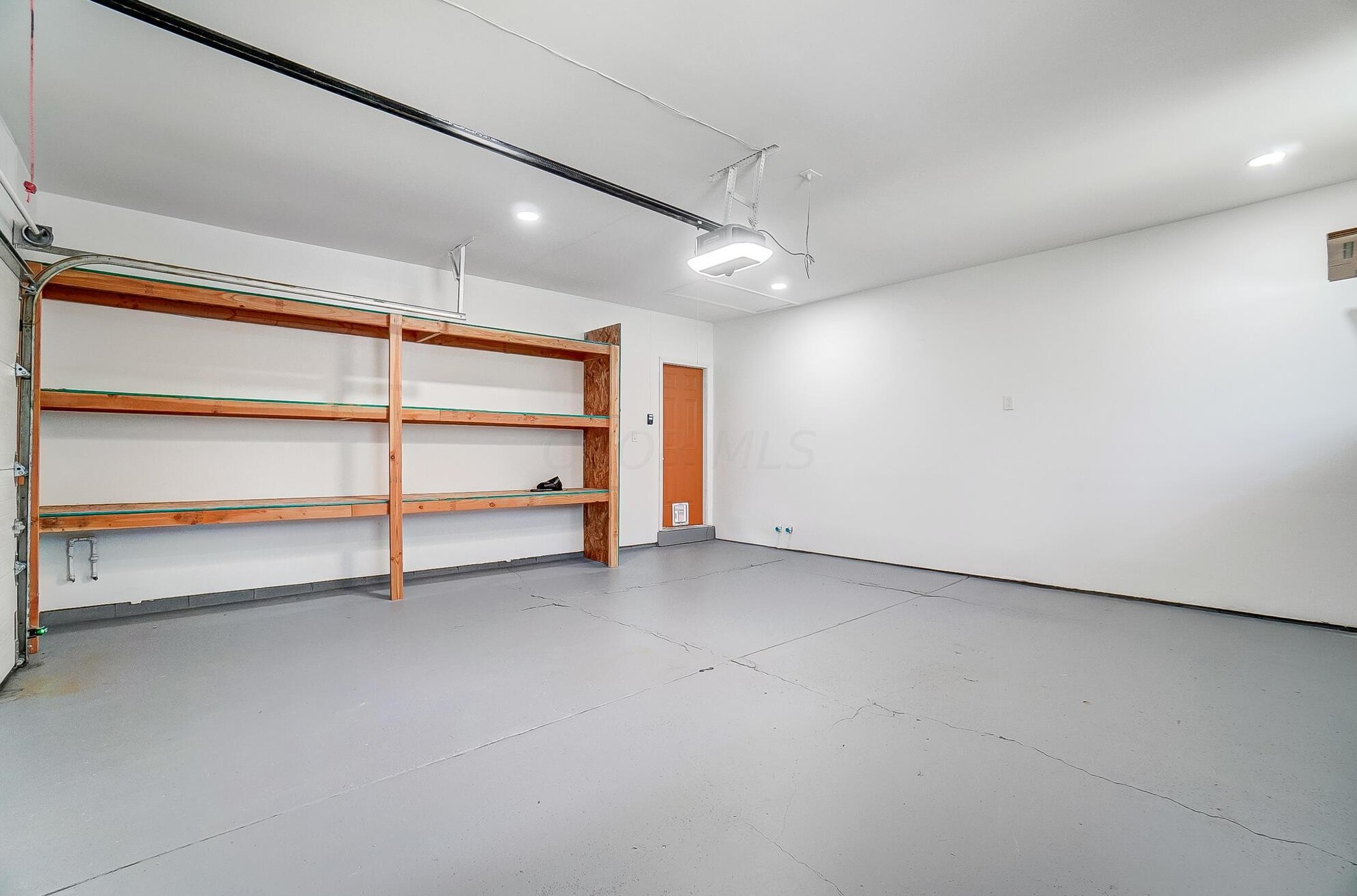 1380 Devonhurst Dr, Columbus OH 43232-1524 exterior