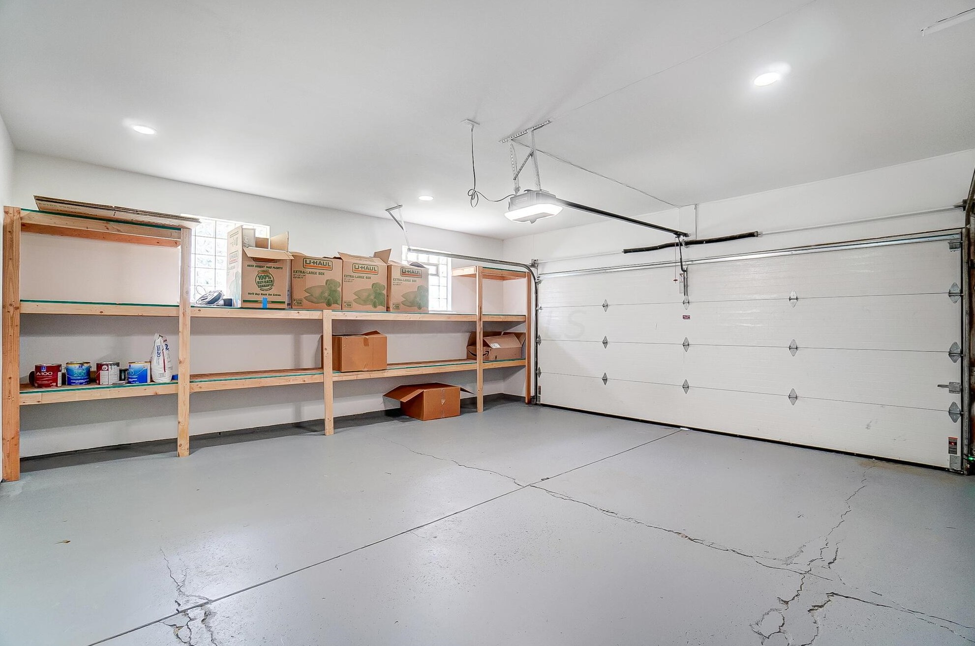 1380 Devonhurst Dr, Columbus OH 43232-1524 exterior