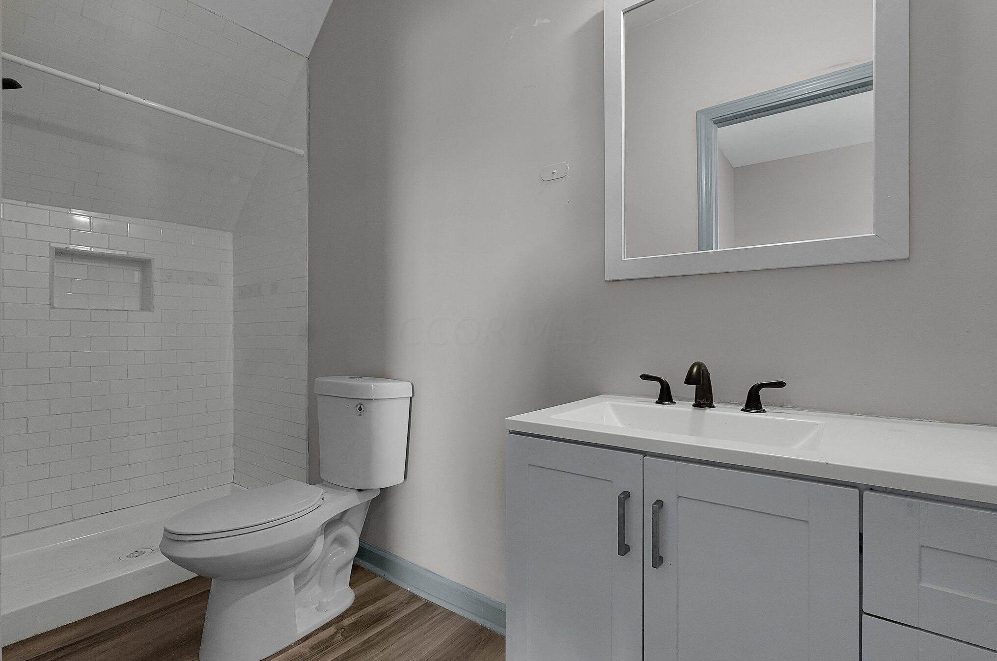 449 Eureka Ave, Columbus OH  43204-3441 exterior