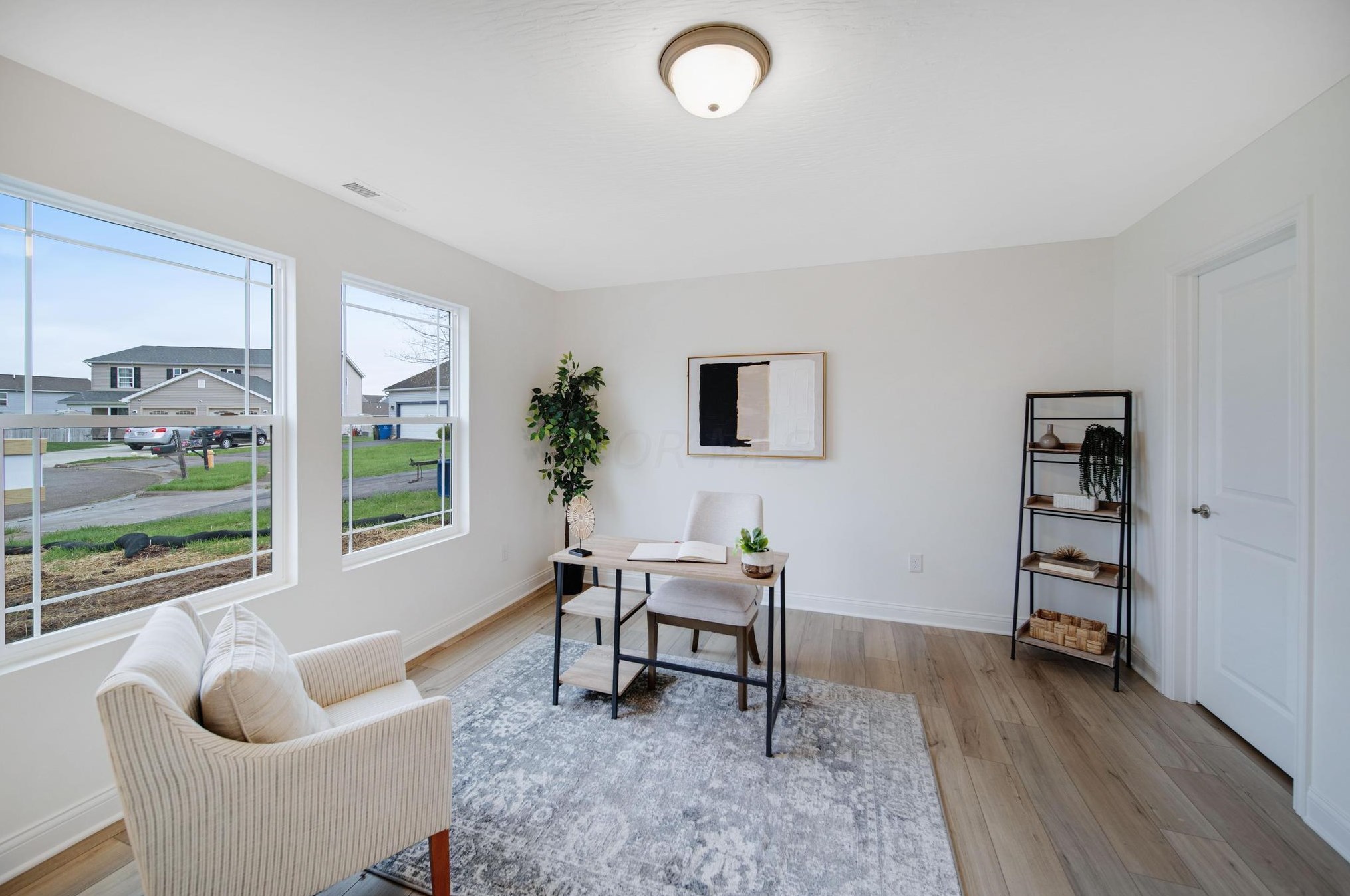 30 Parkview Ave, Commercial Point, OH 43116-9736