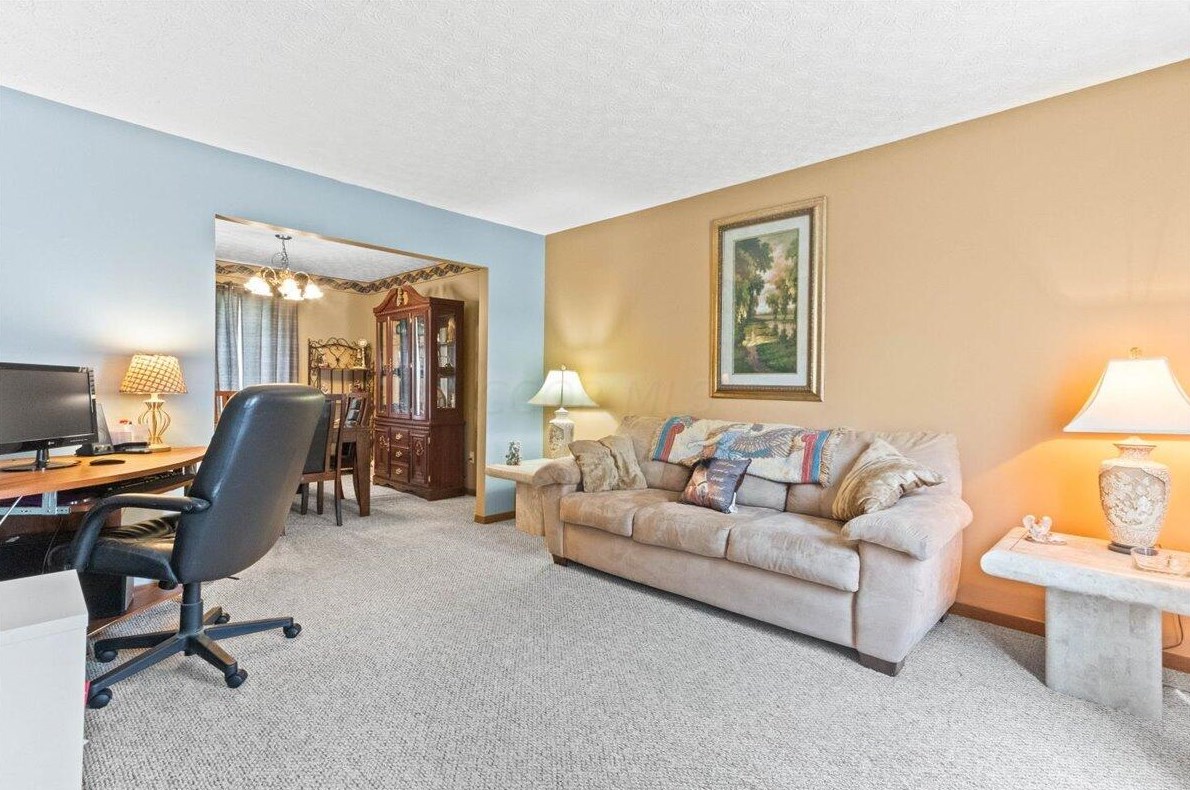 488 Courtright Dr, Pickerington OH  43147-1500 exterior