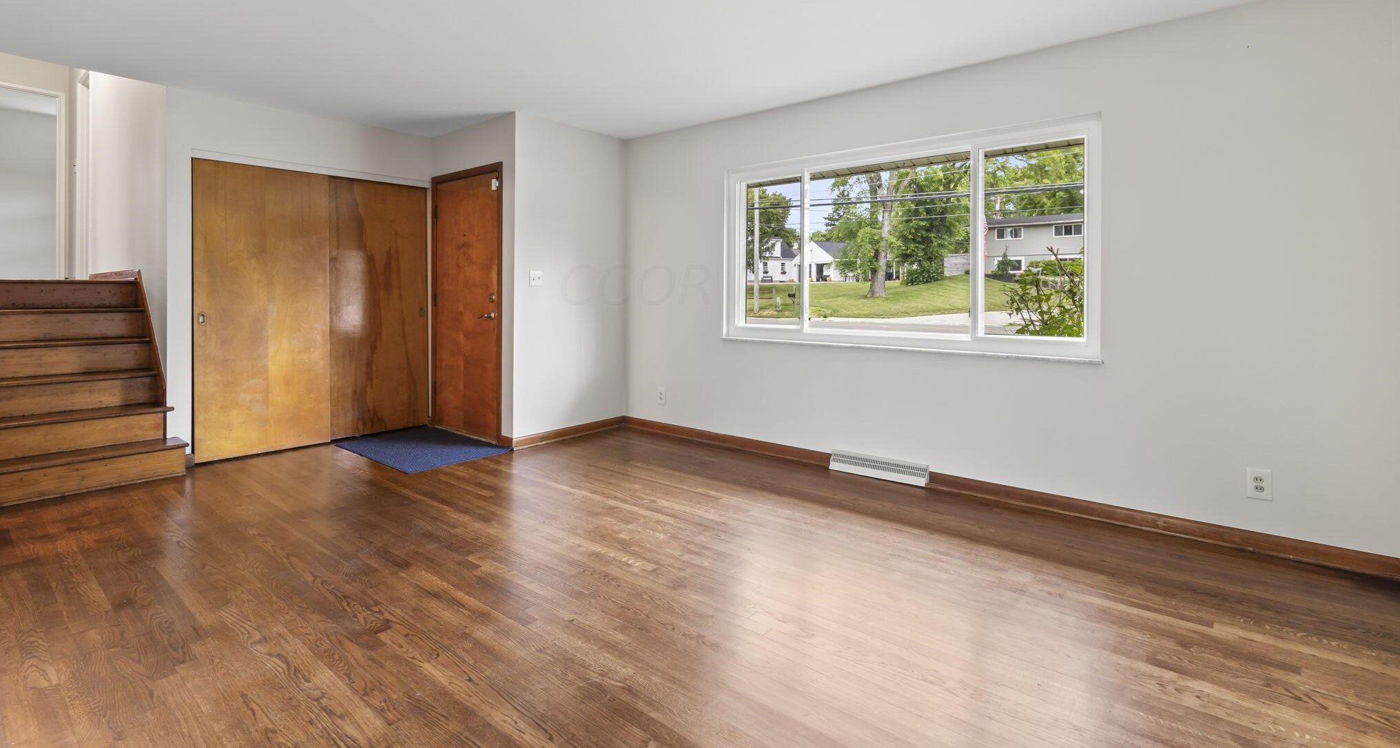 481 E Walnut St, Westerville, OH 43081