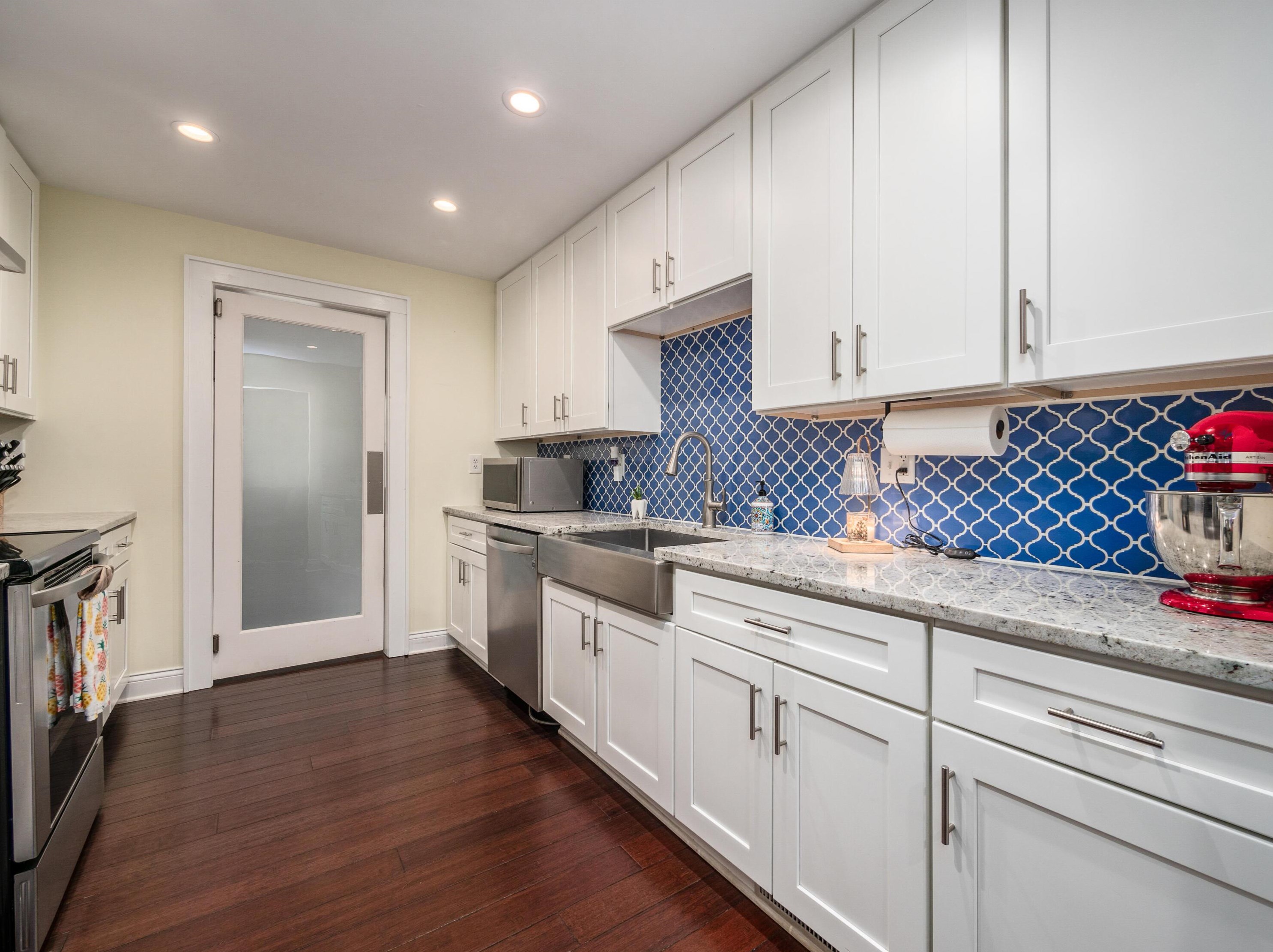 599 Columbus St, Columbus OH 43206-1594 exterior