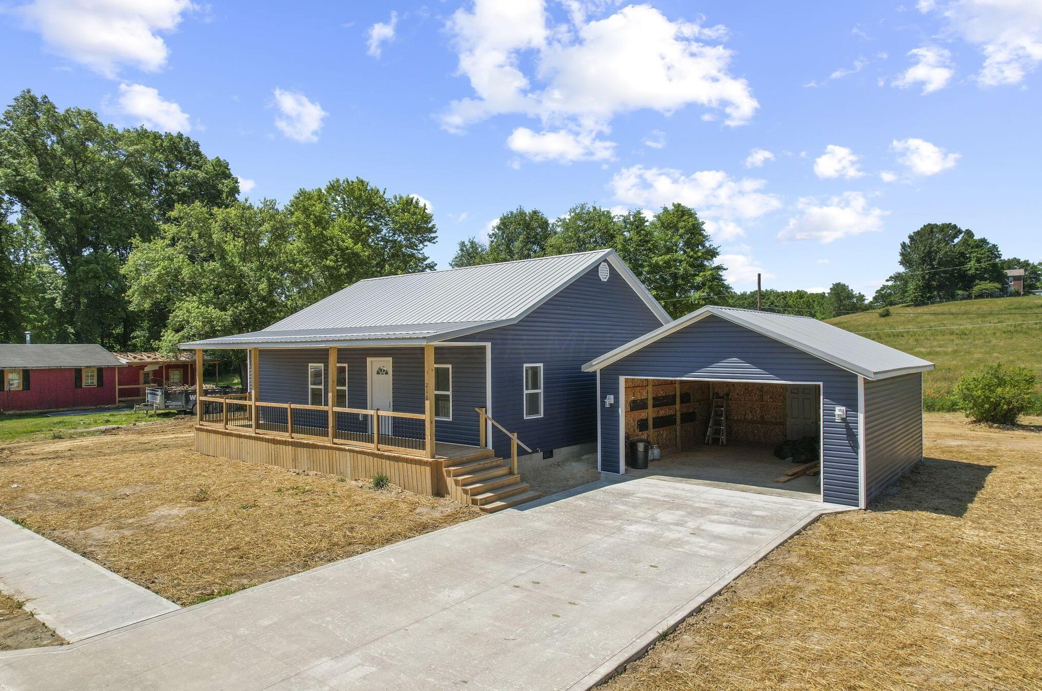 216 W Lincoln St, New Lexington, OH 43764