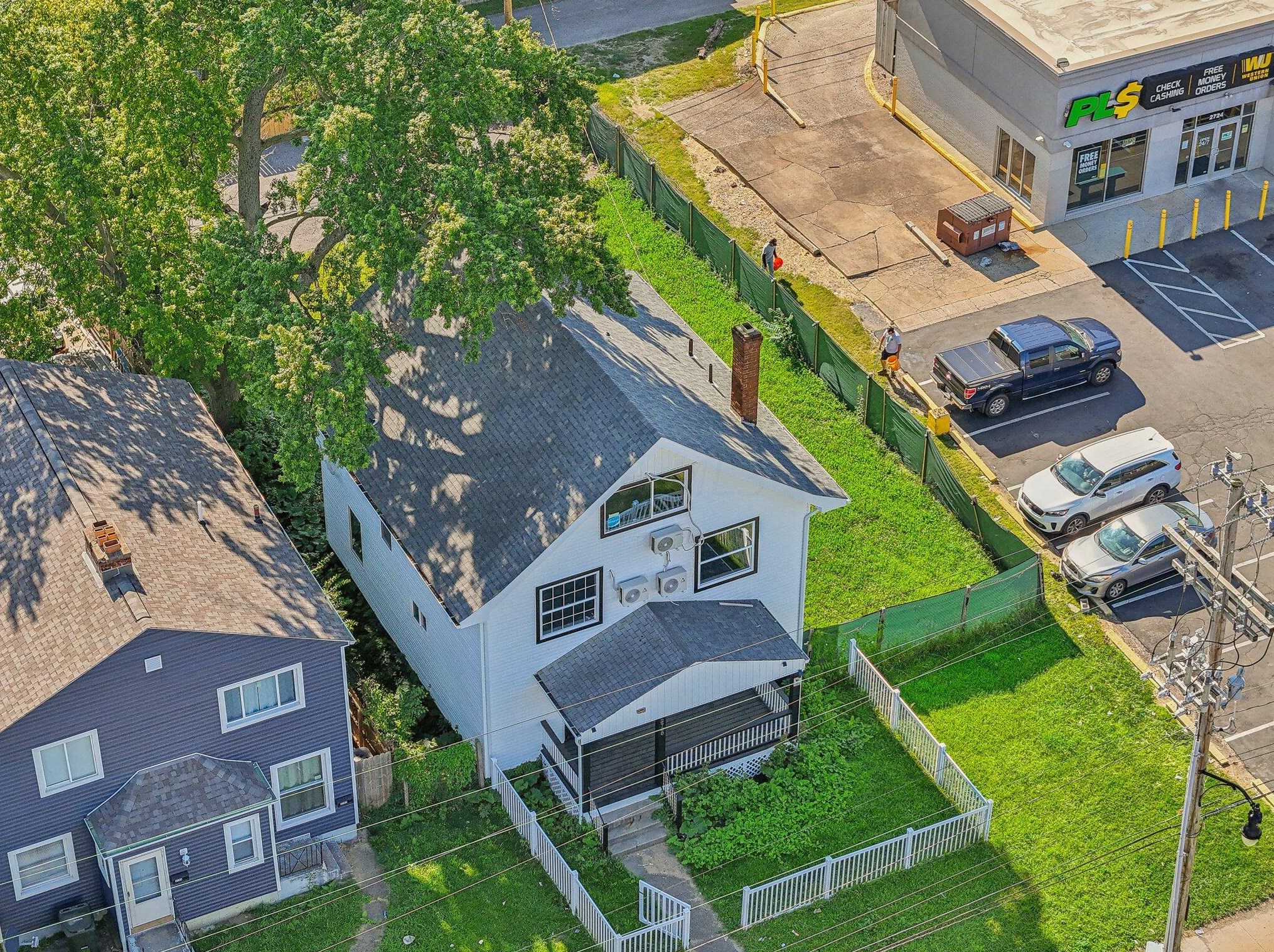 2738 Cleveland Ave, Columbus OH  exterior