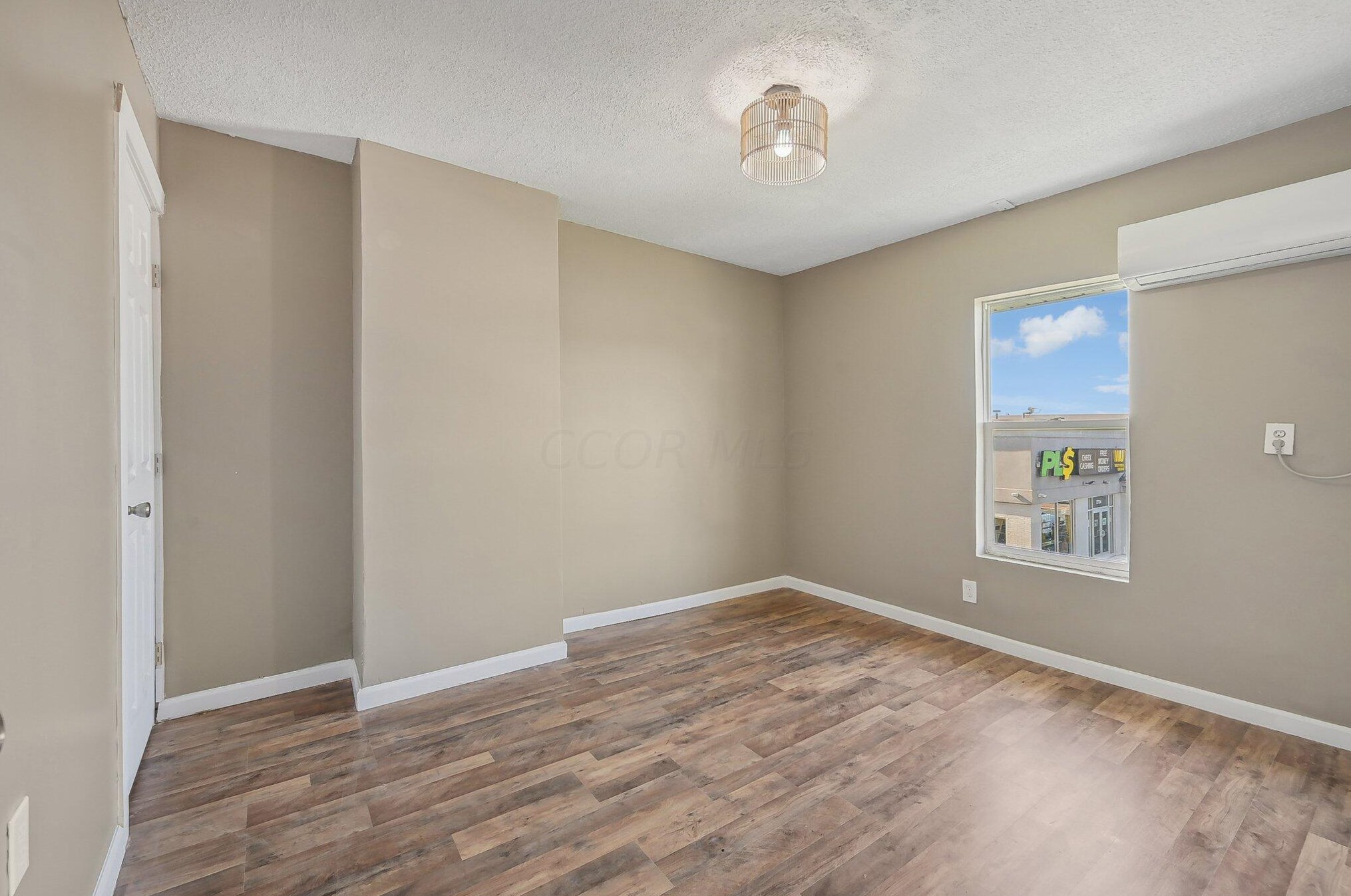 2738 Cleveland Ave, Columbus OH  exterior