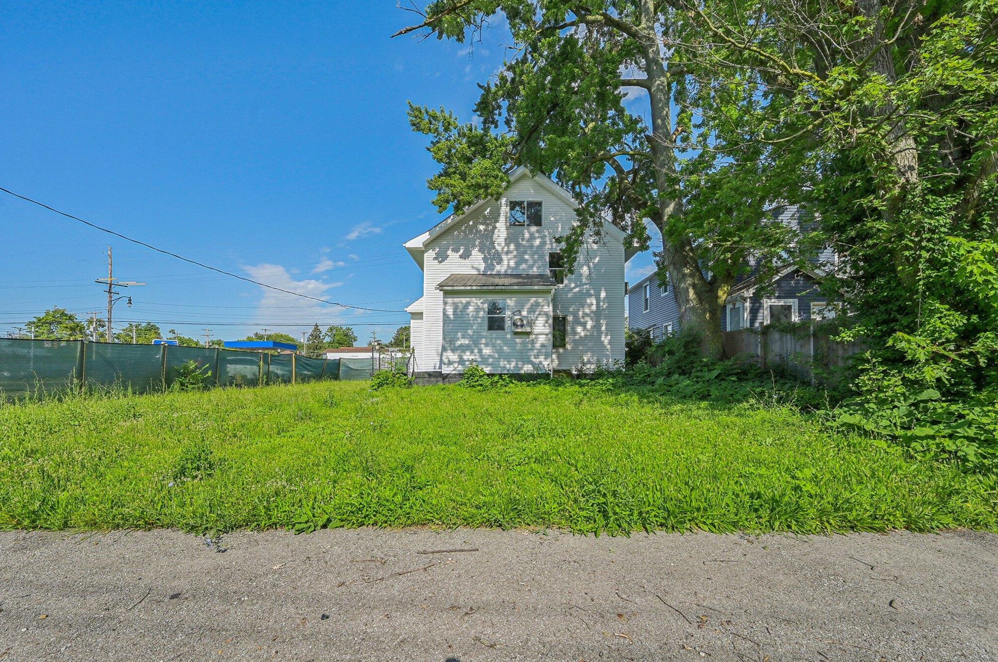 2738 Cleveland Ave, Columbus OH  exterior