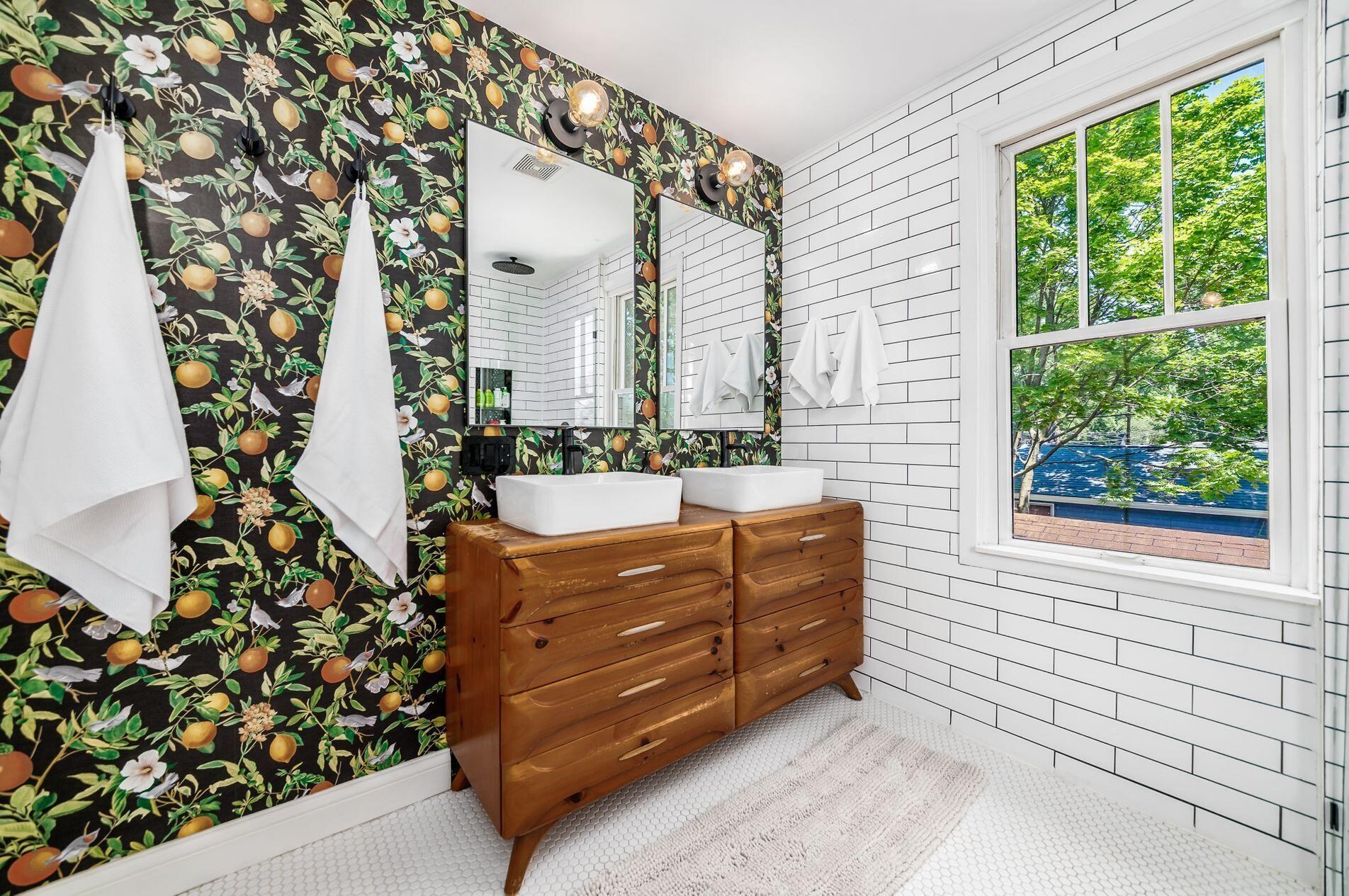 2978 Findley Ave, Columbus OH 43202-2246 exterior