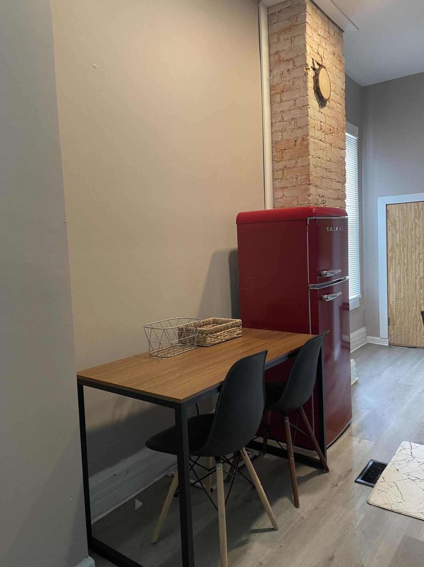 1390 Livingston Ave, Columbus OH 43209-2945 exterior