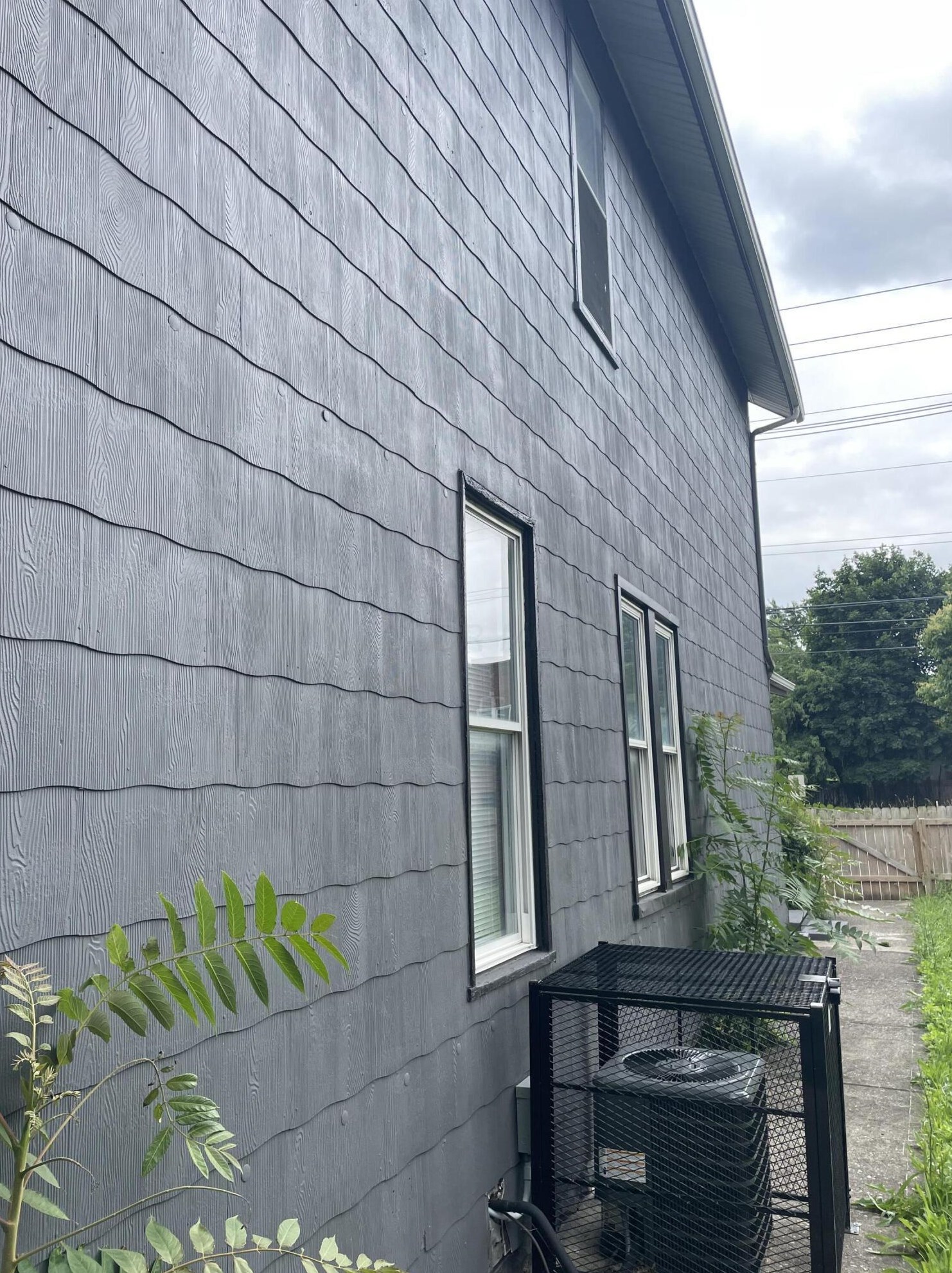 1390 Livingston Ave, Columbus OH 43209-2945 exterior