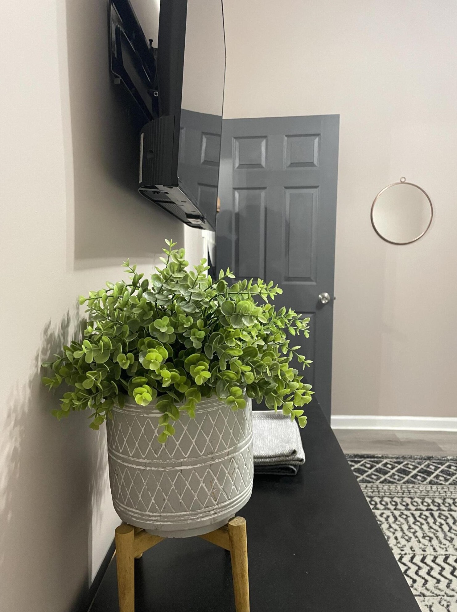 1390 Livingston Ave, Columbus OH 43209-2945 exterior