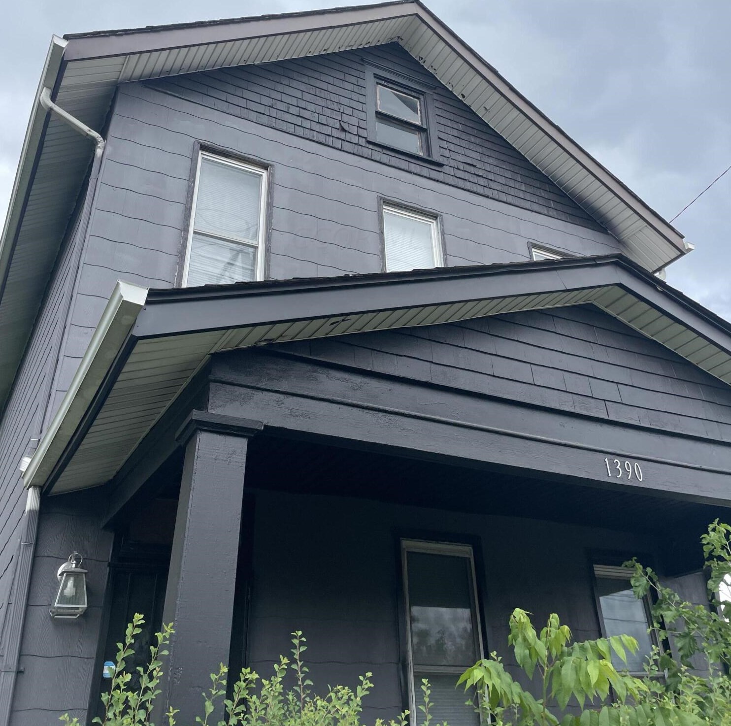 1390 Livingston Ave, Columbus OH 43209-2945 exterior