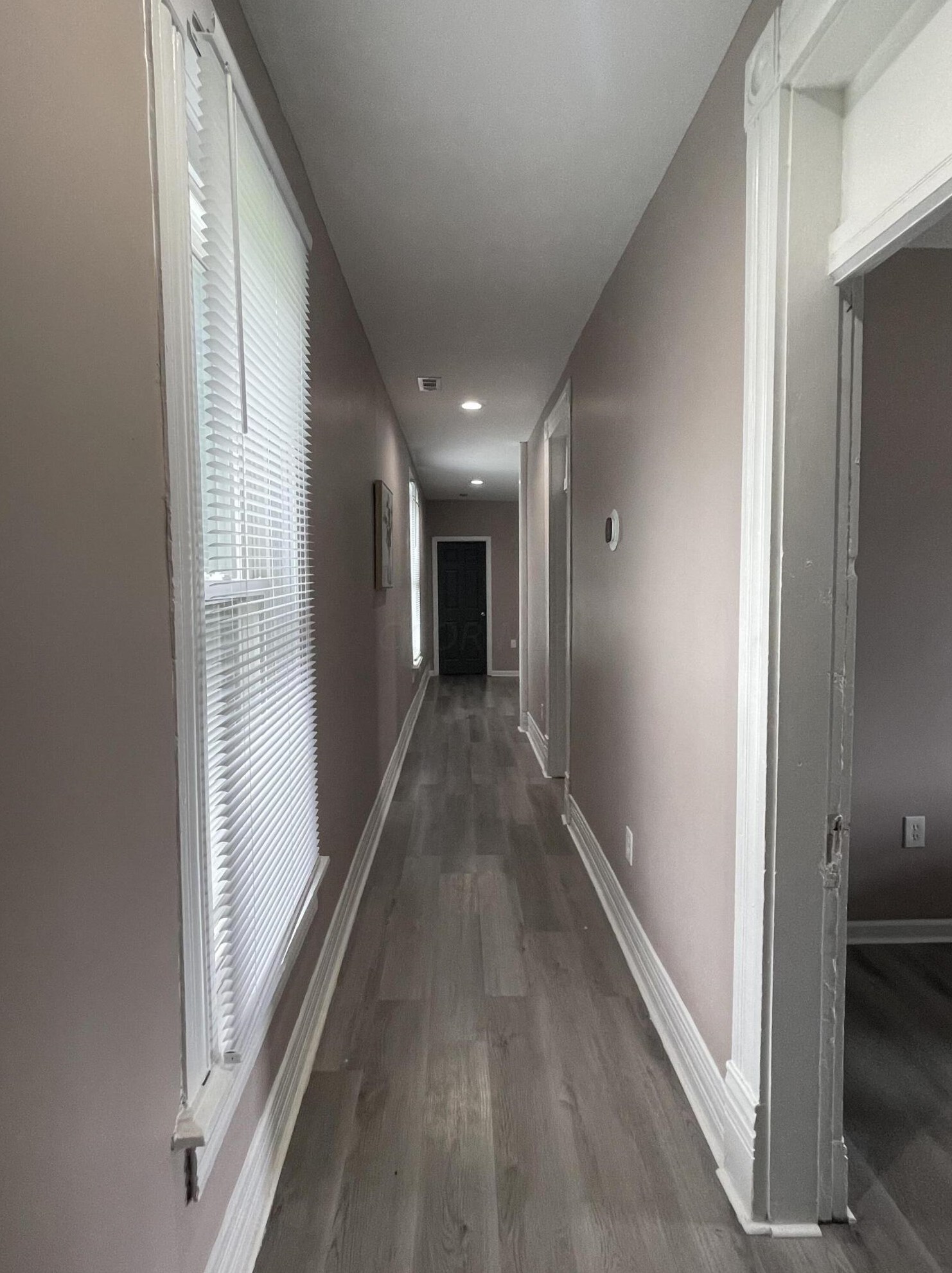 1390 Livingston Ave, Columbus OH 43209-2945 exterior