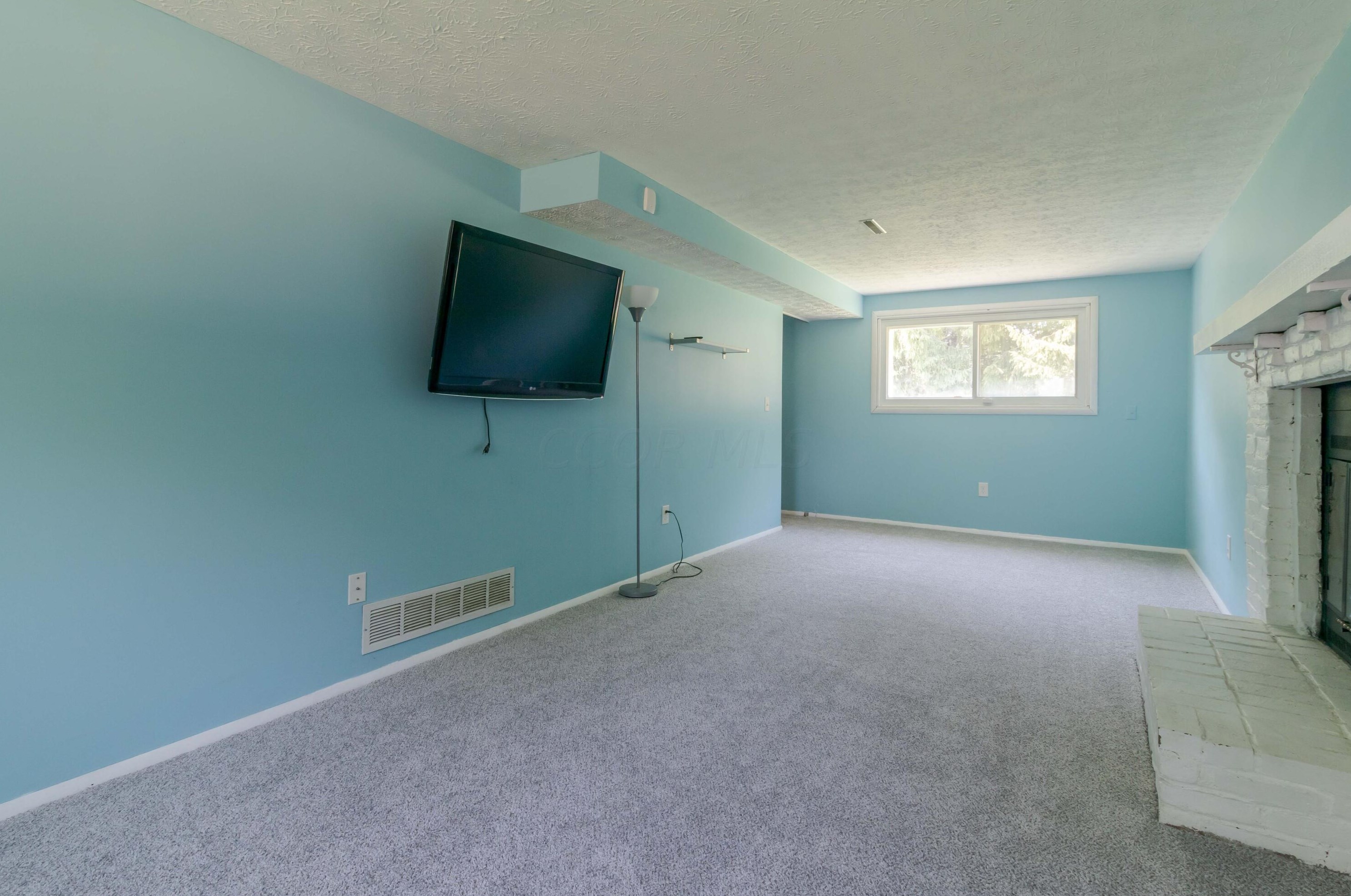 3519 Meldrake St, Columbus OH  43230-1623 exterior