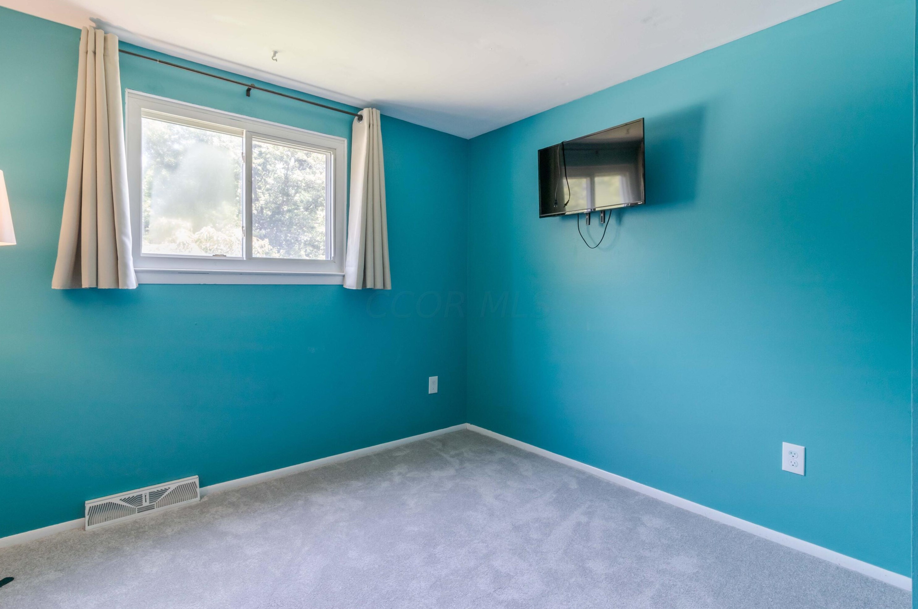 3519 Meldrake St, Columbus OH  43230-1623 exterior