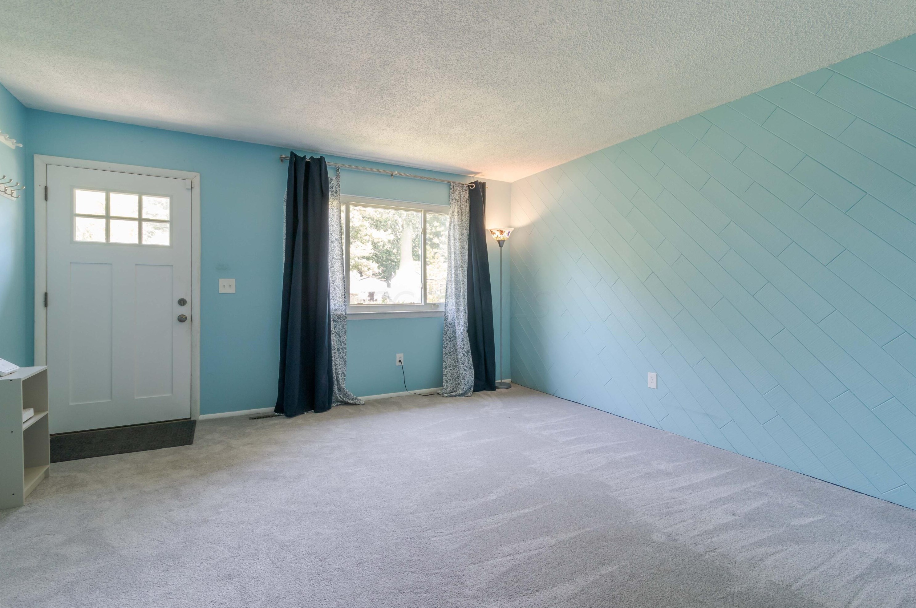 3519 Meldrake St, Columbus OH  43230-1623 exterior