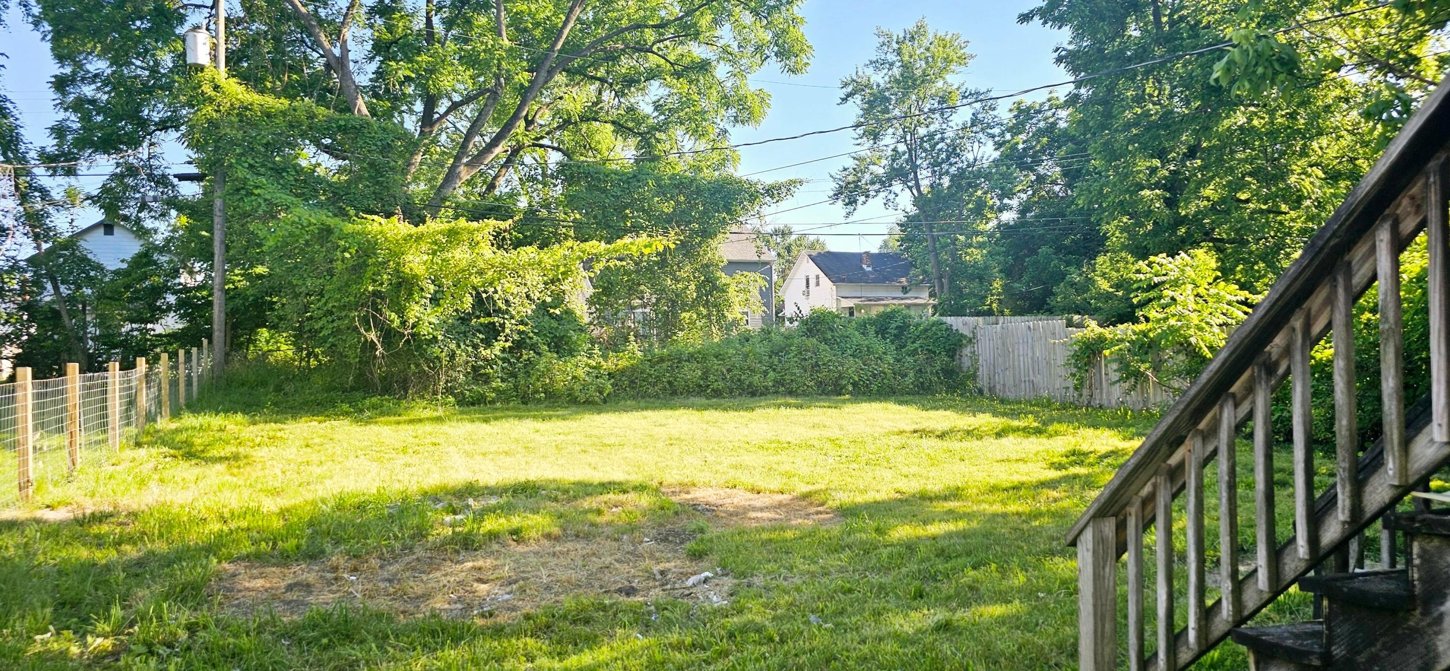 2129 Aberdeen Ave, Columbus, OH 43211-1807