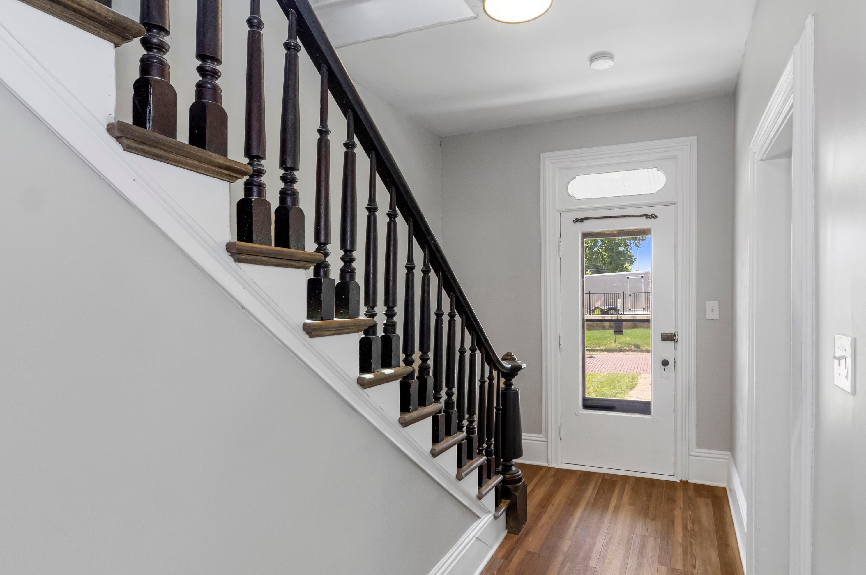 109 Sugar St, Mount Vernon, OH 43050-2539