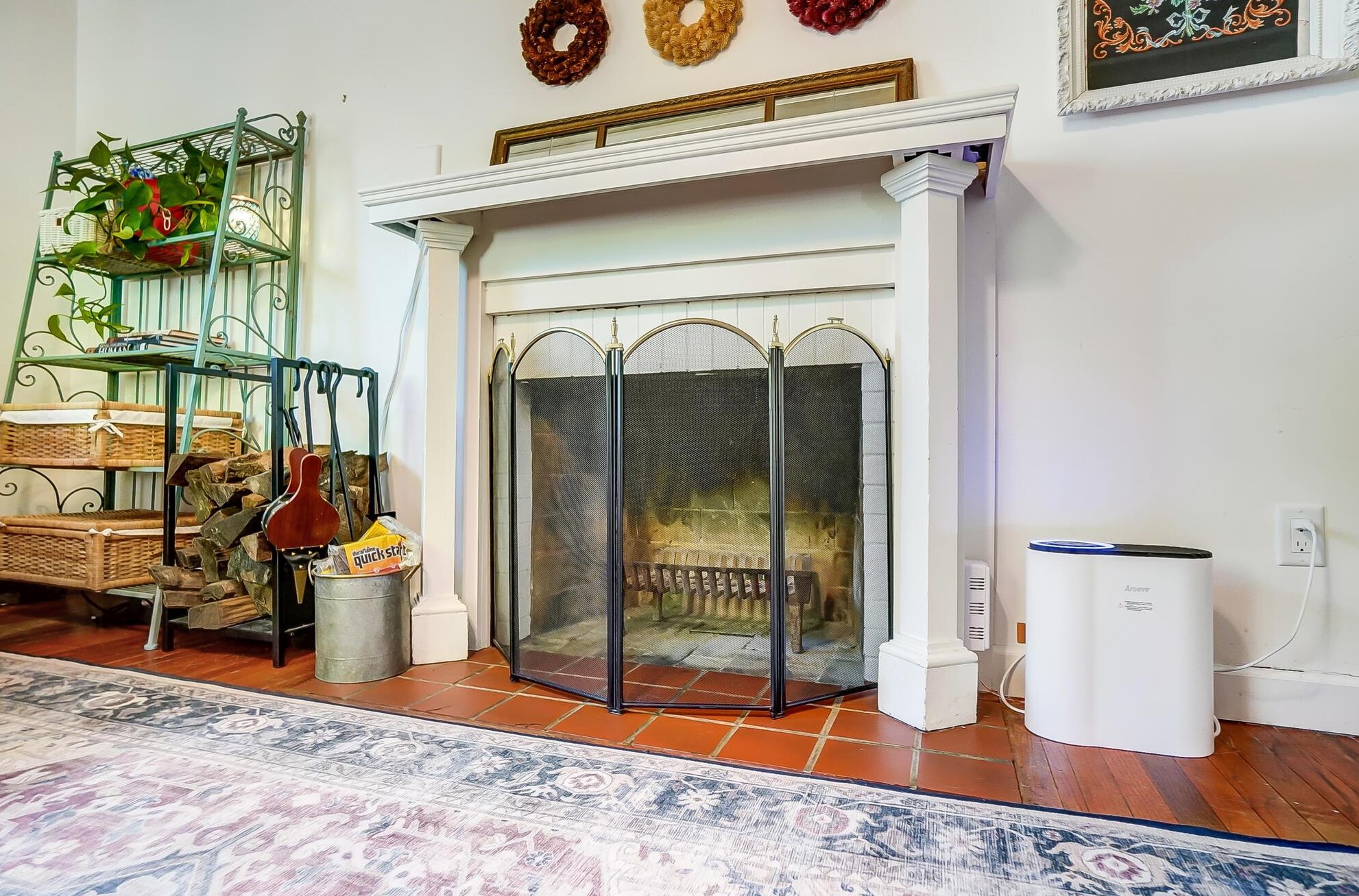 106 Demorest Rd, Columbus OH  43204-1042 exterior