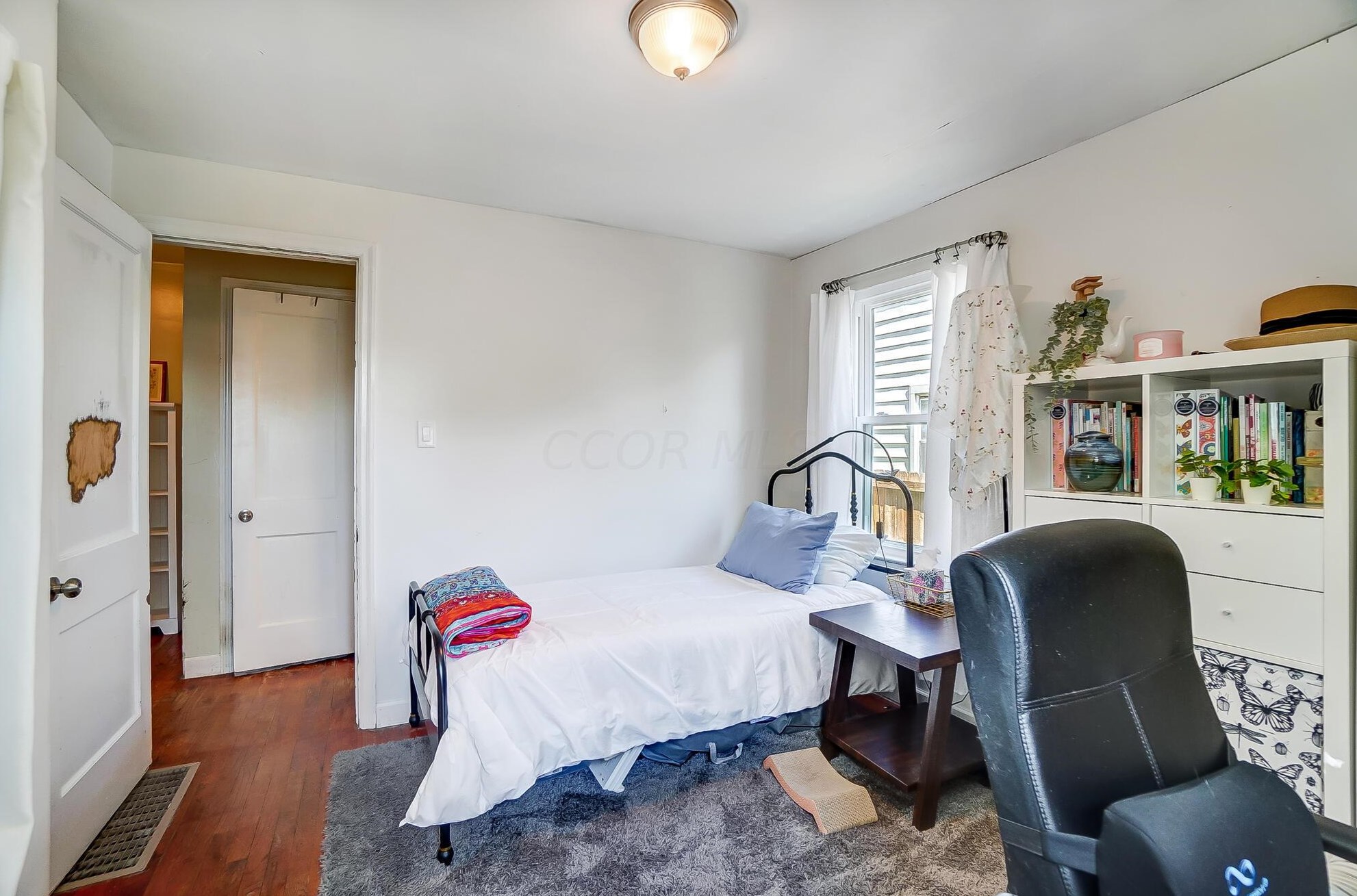 106 Demorest Rd, Columbus OH  43204-1042 exterior