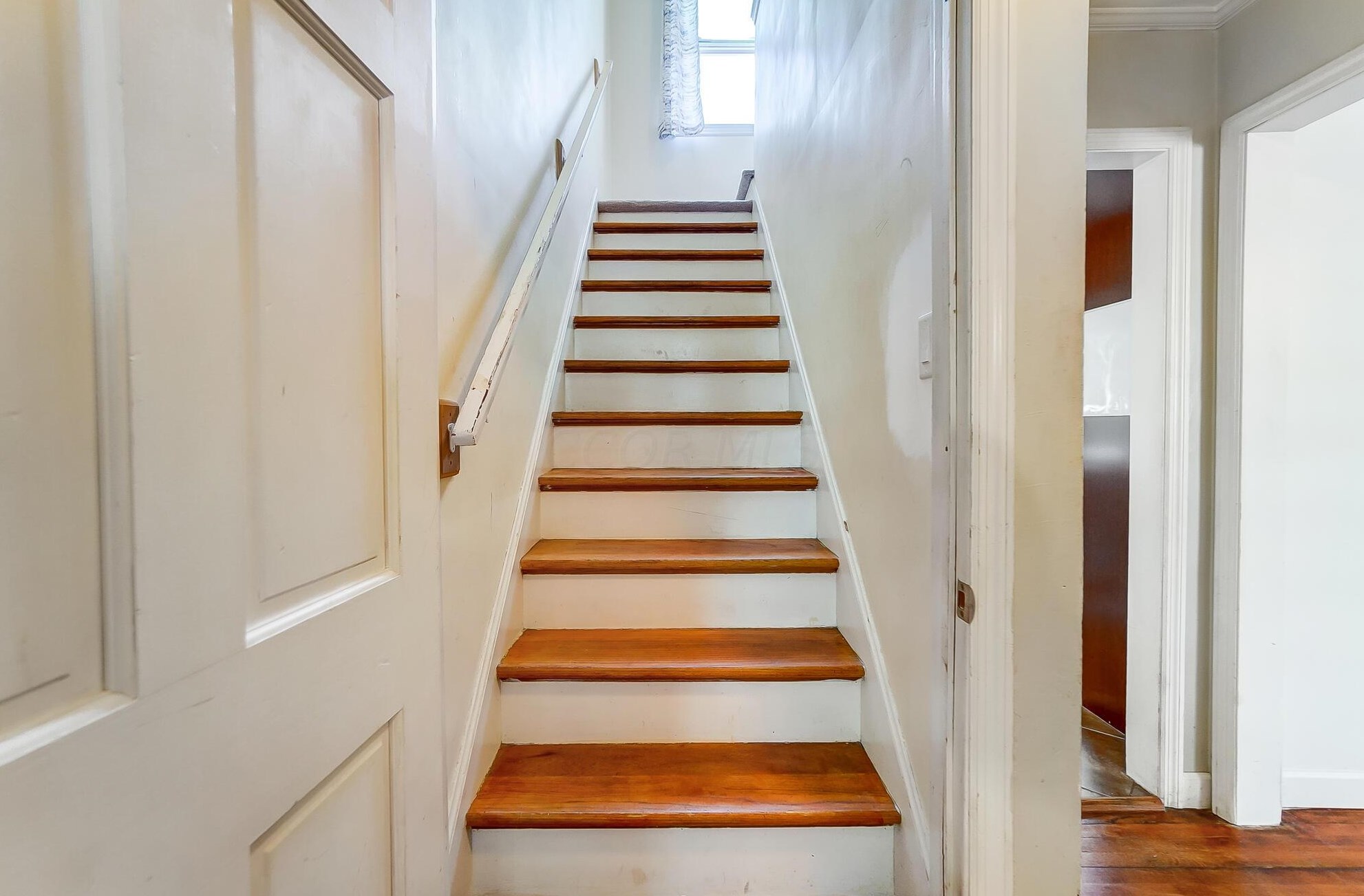 106 Demorest Rd, Columbus OH  43204-1042 exterior