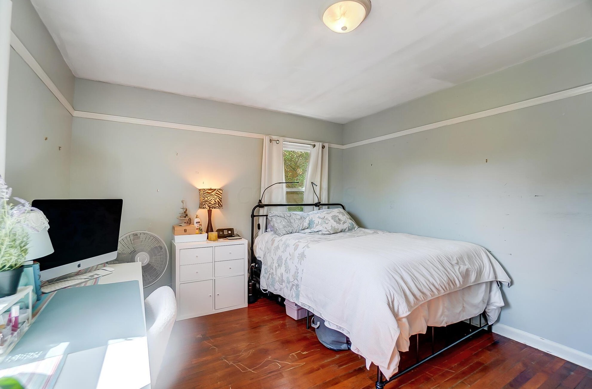 106 Demorest Rd, Columbus OH  43204-1042 exterior