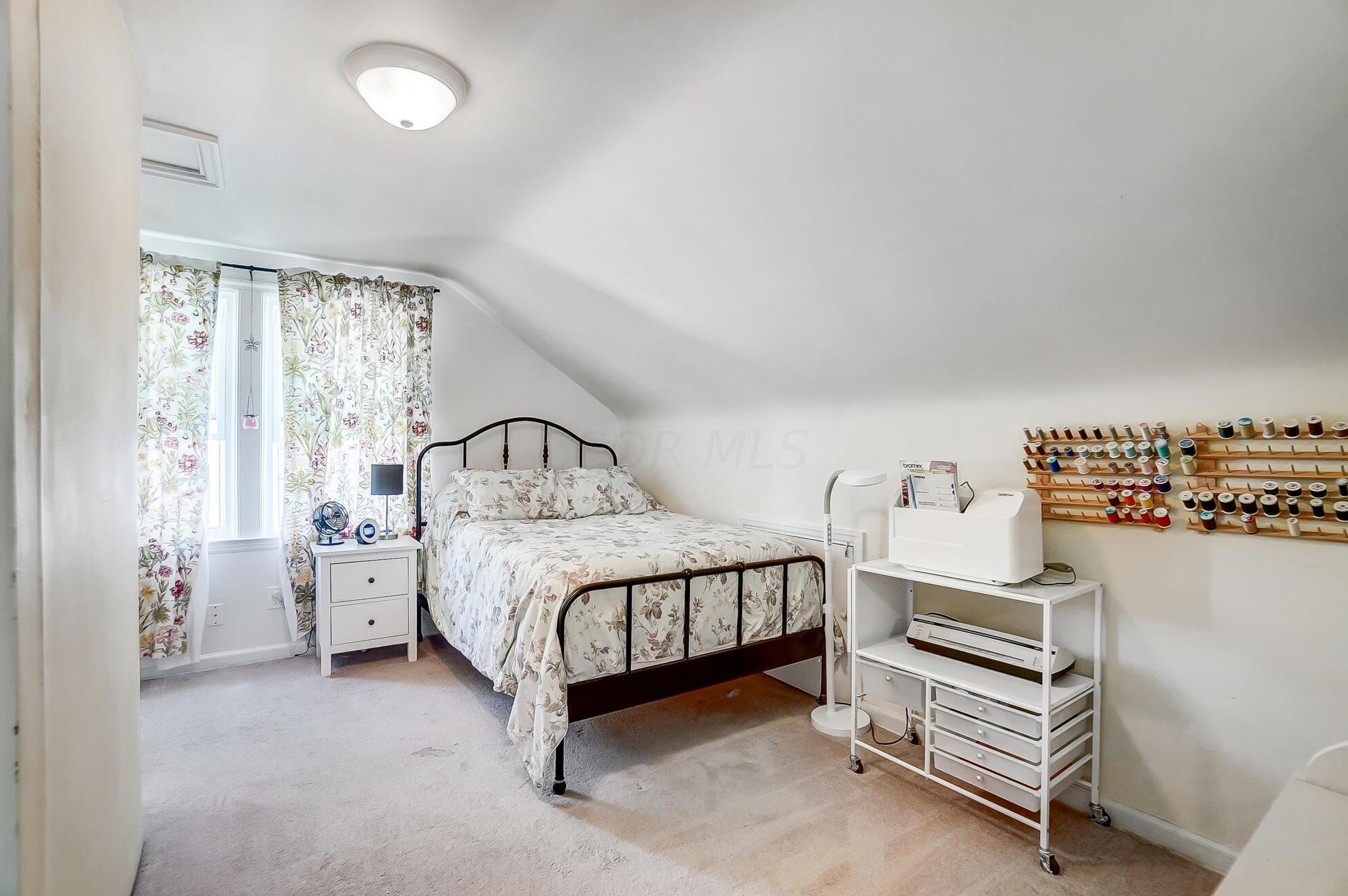 106 Demorest Rd, Columbus OH  43204-1042 exterior