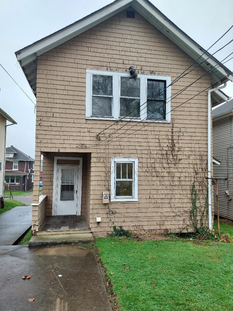 1019 20th St, Portsmouth, OH 45662-2801