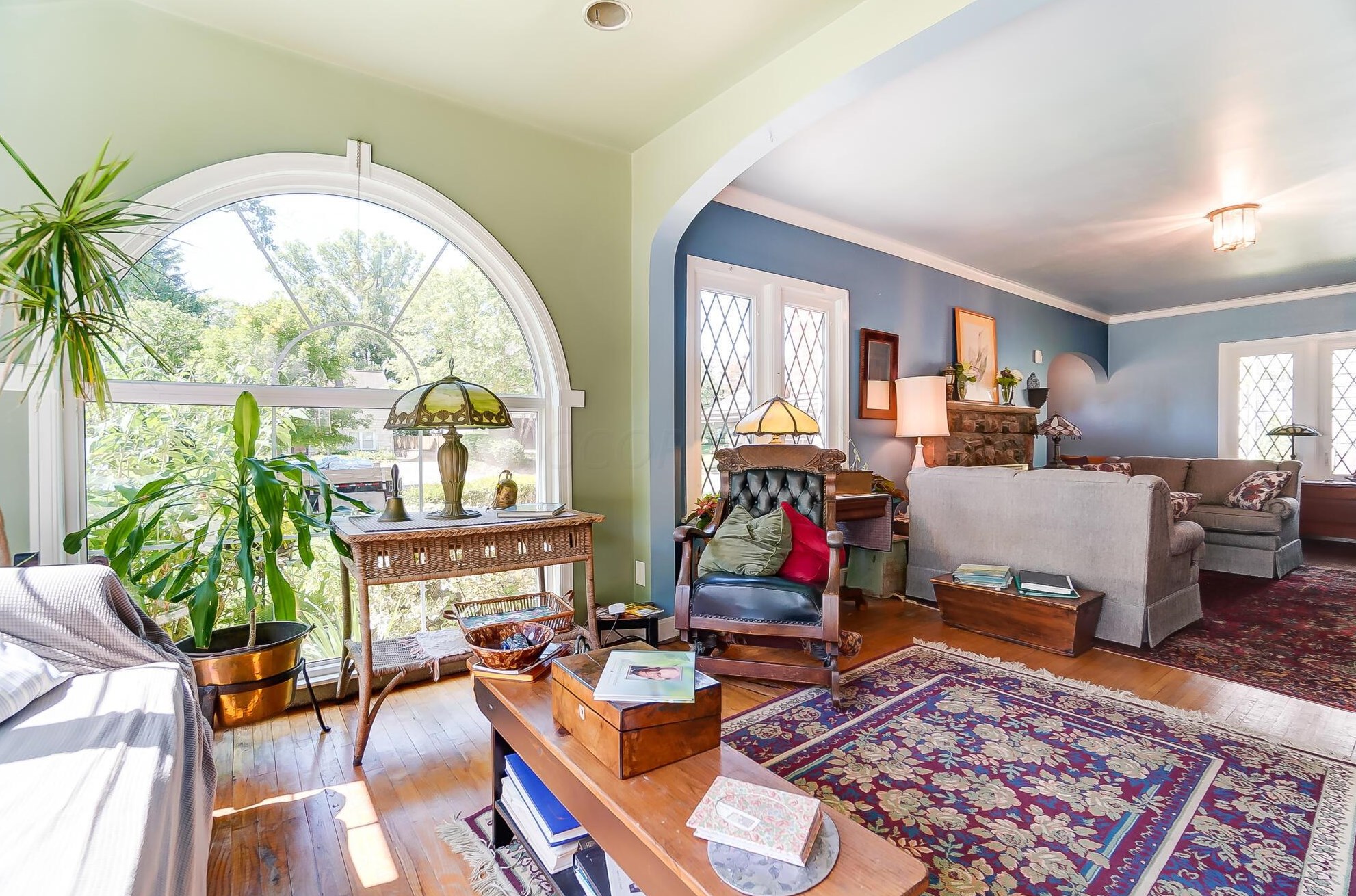 1496 Essex Rd, Columbus OH  43221-3845 exterior