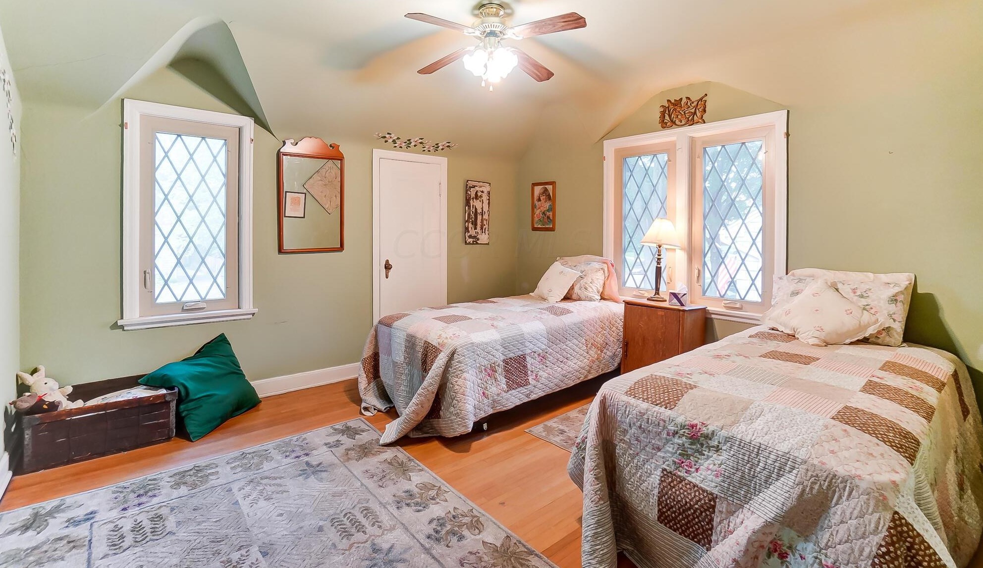 1496 Essex Rd, Columbus OH  43221-3845 exterior