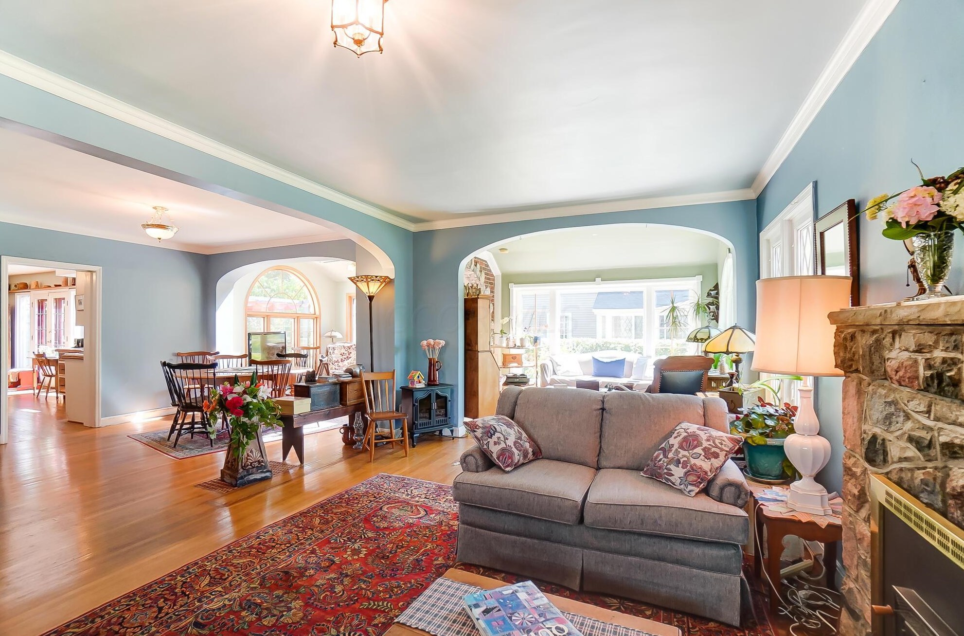 1496 Essex Rd, Columbus OH  43221-3845 exterior